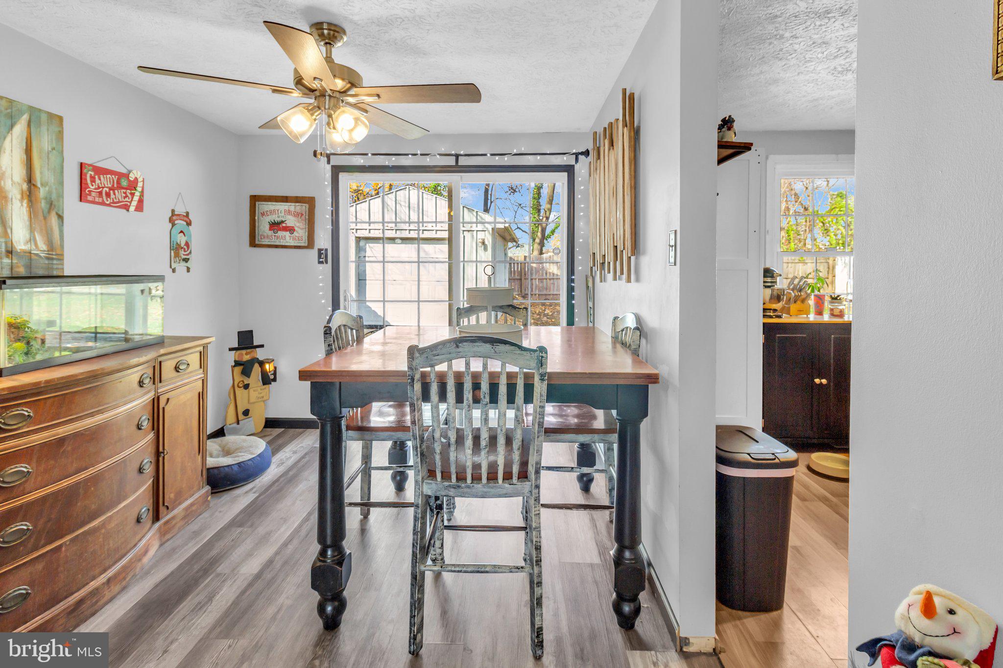 MIDDLE RIVER - Residential