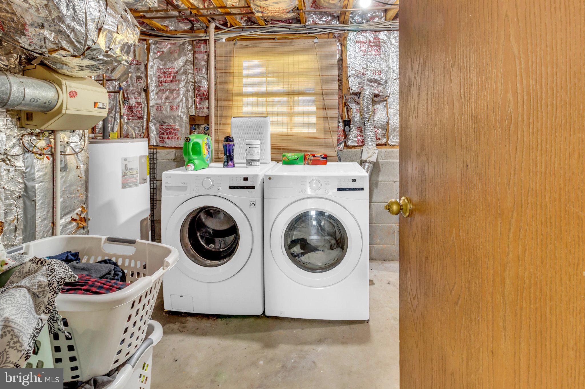 MIDDLE RIVER - Residential