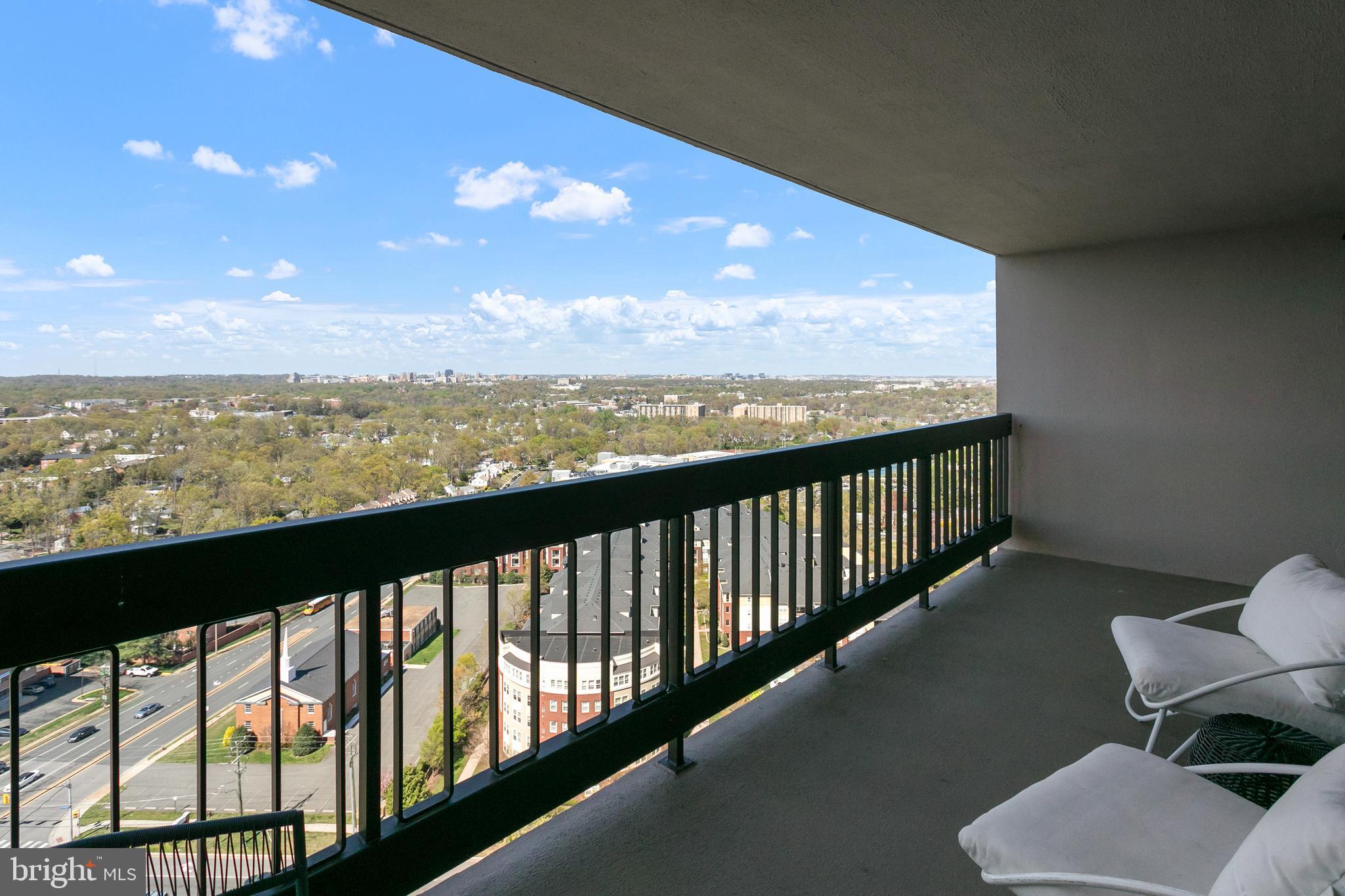 SKYLINE PLAZA - Residential