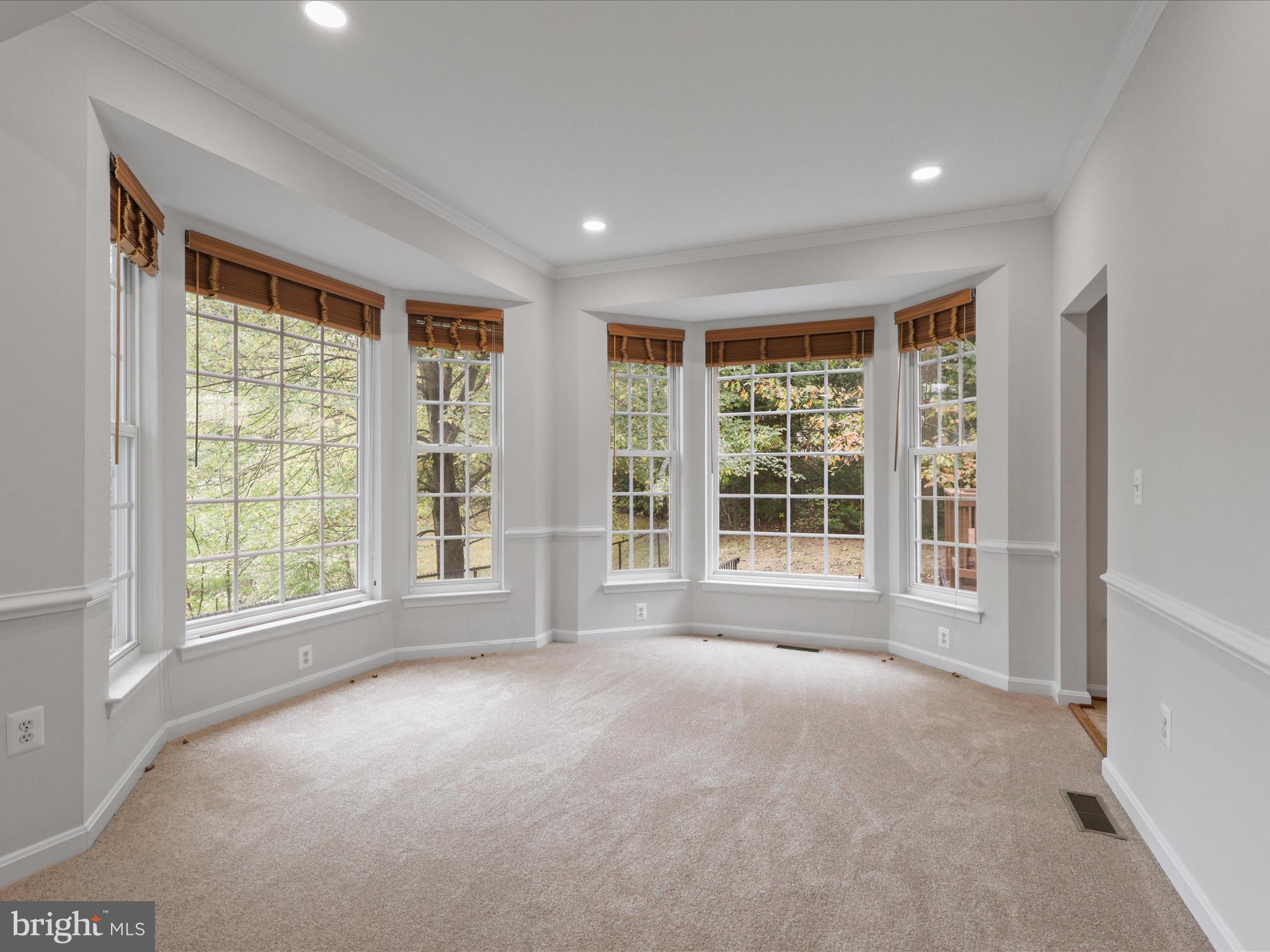 RIDGEFIELD OAKS - Residential