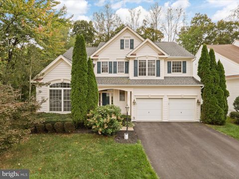 13044 PILGRIMS INN DRIVE WOODBRIDGE VA 22193