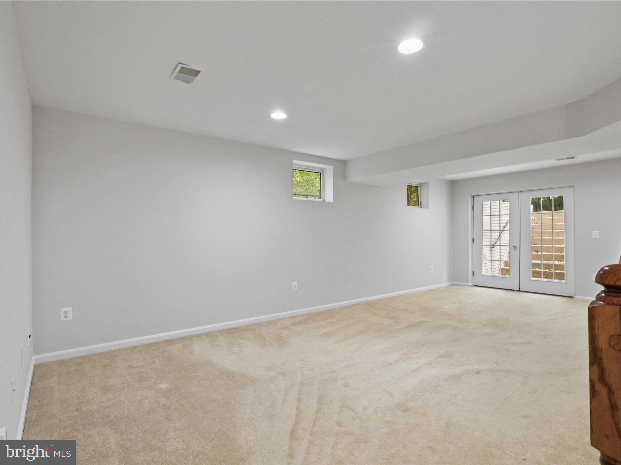 RIDGEFIELD OAKS - Residential