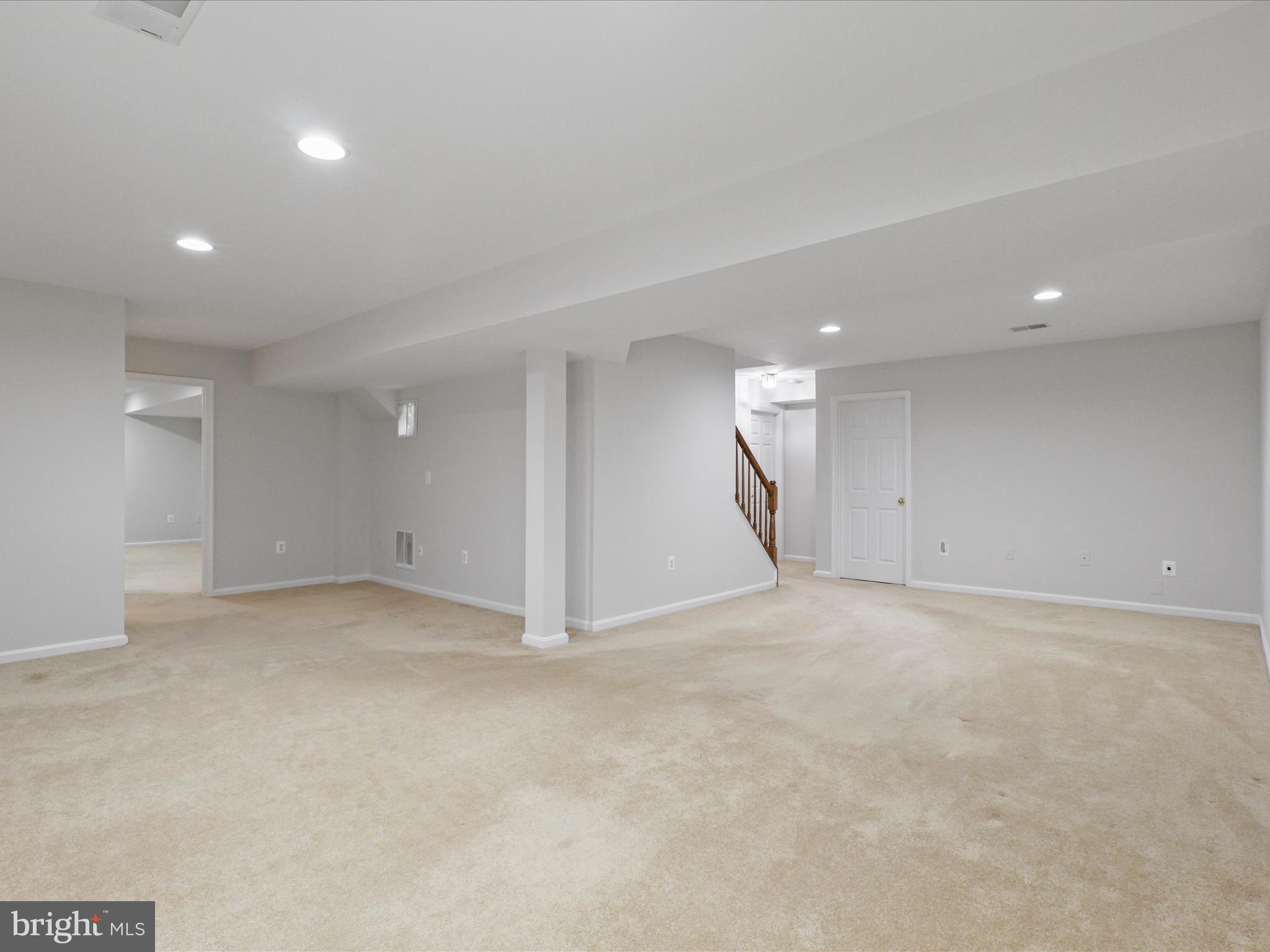 RIDGEFIELD OAKS - Residential