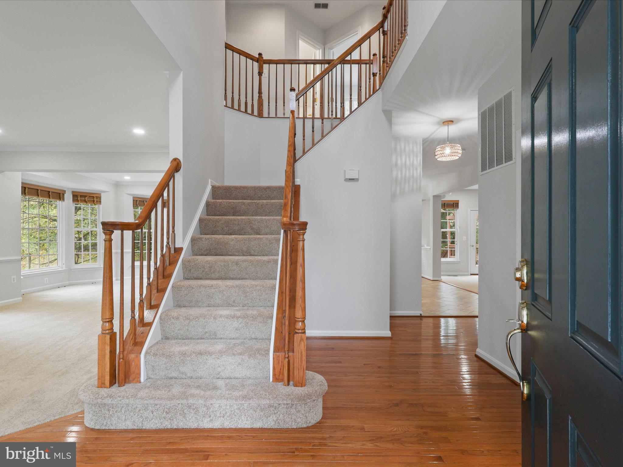 RIDGEFIELD OAKS - Residential