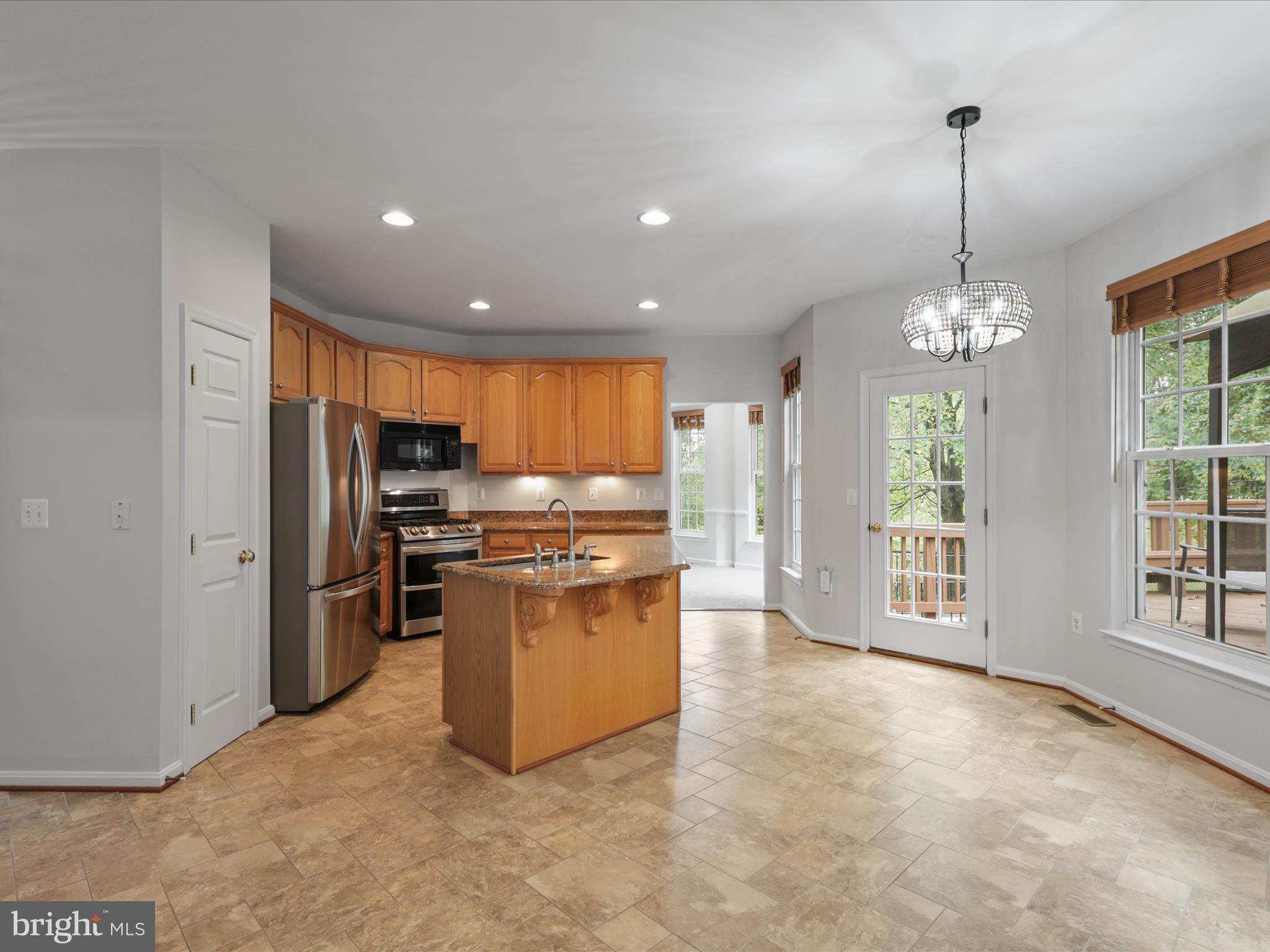 RIDGEFIELD OAKS - Residential