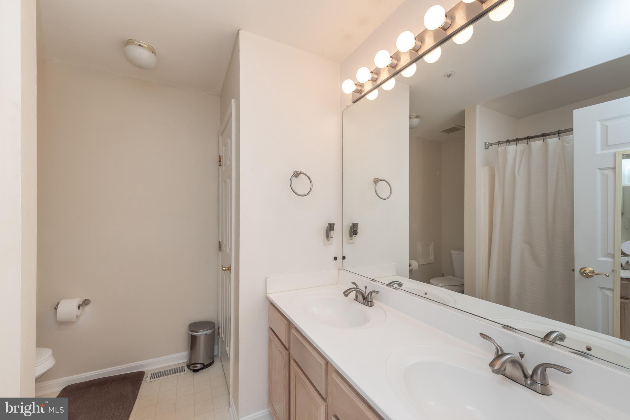 BEECHWOOD HILL - Residential