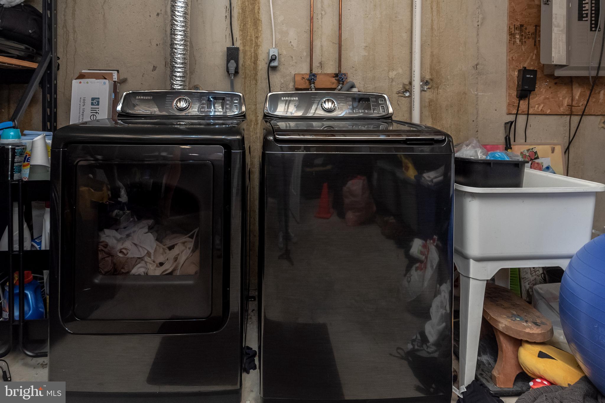 BEECHWOOD HILL - Residential