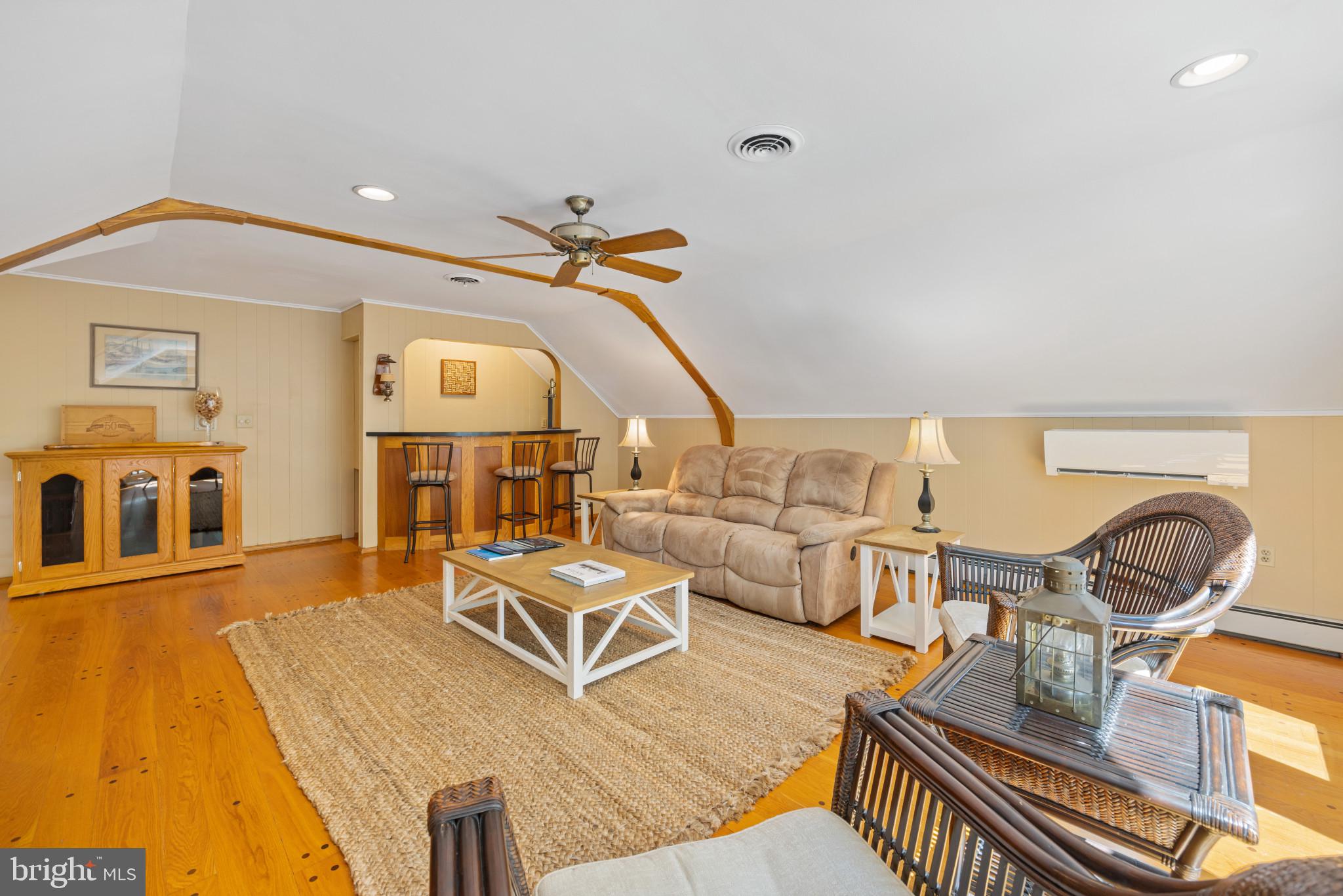 ANCHORAGE - Residential