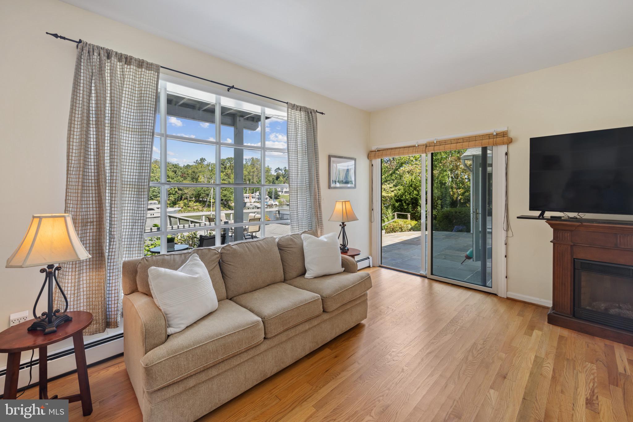 ANCHORAGE - Residential