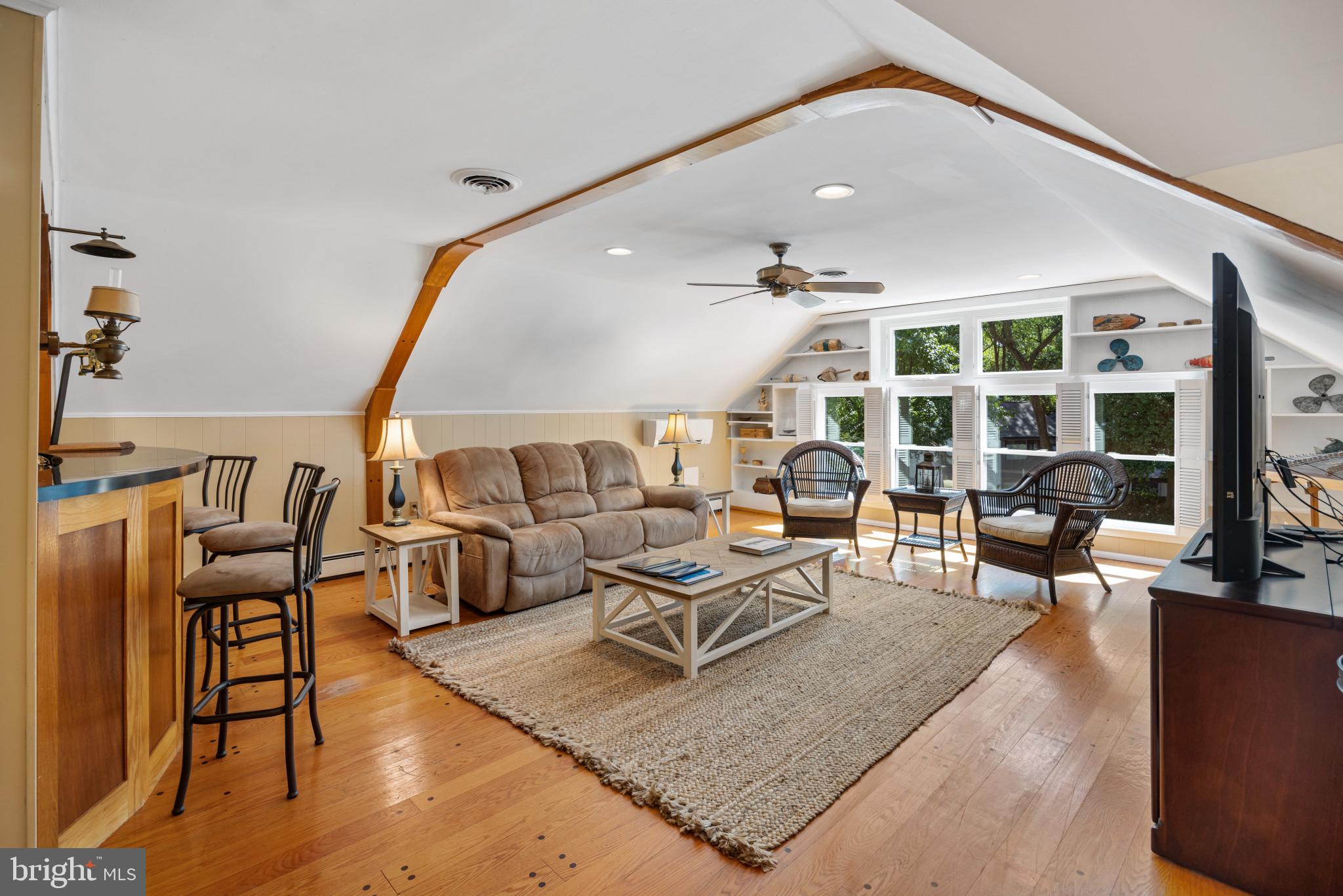 ANCHORAGE - Residential