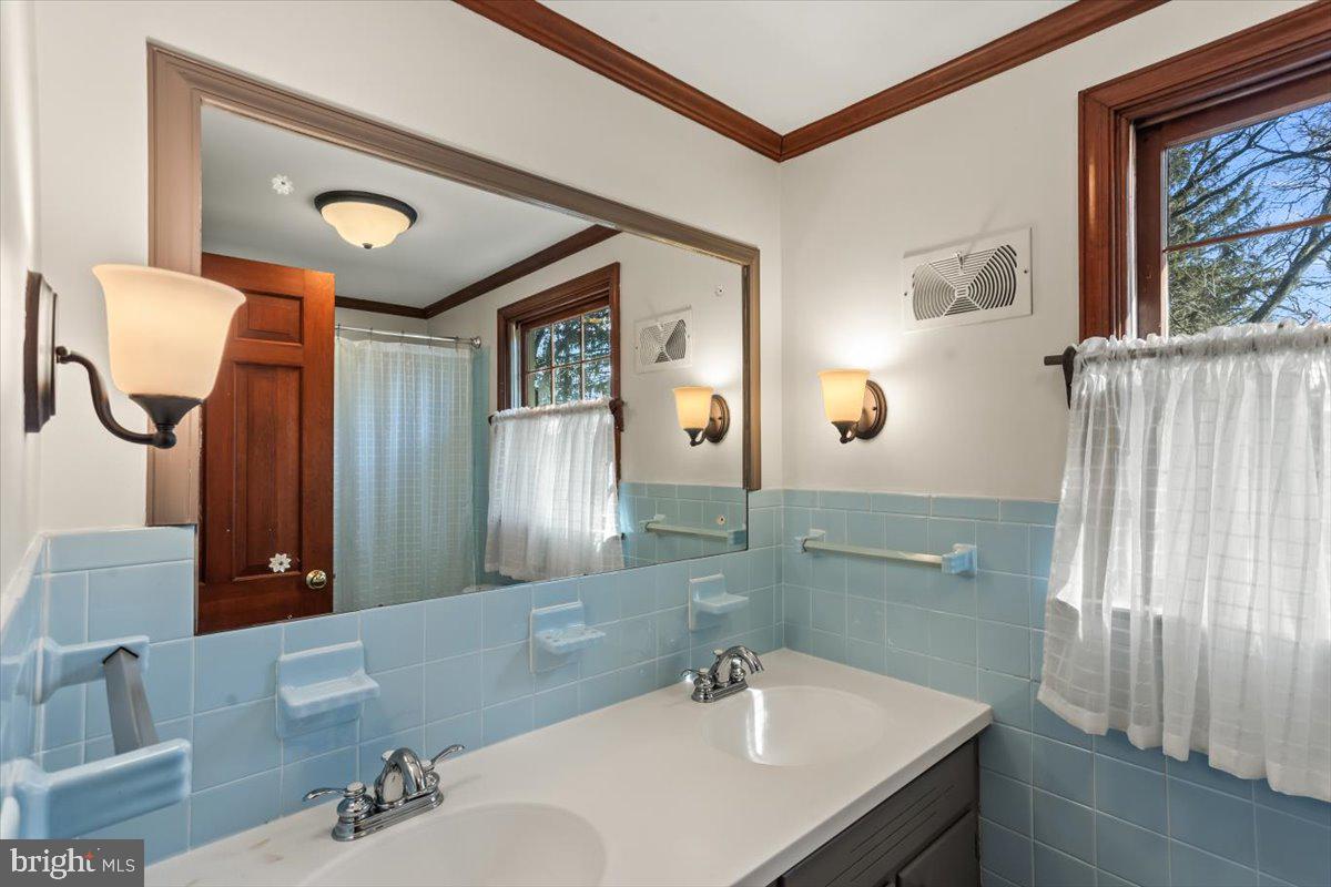 LANCASTER ESTATES - Residential