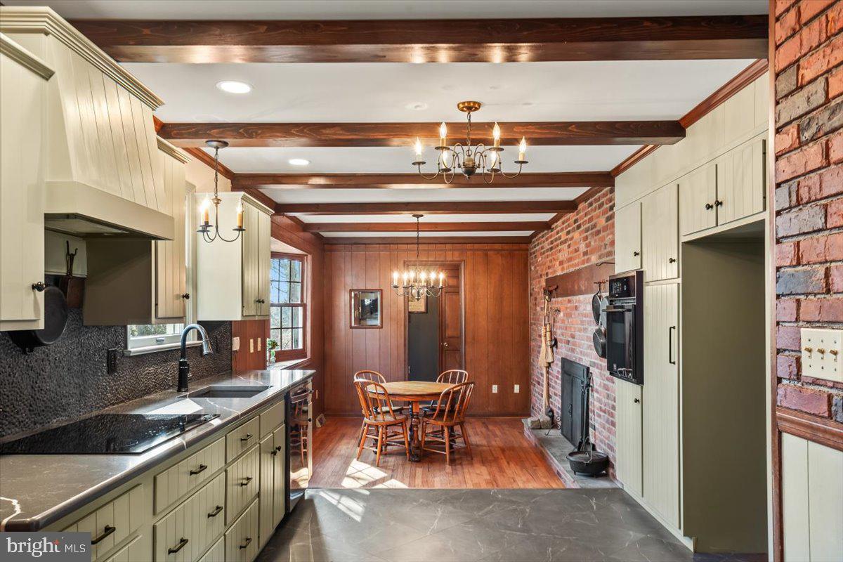 LANCASTER ESTATES - Residential