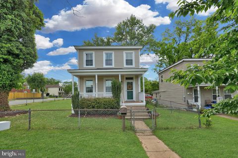 1113 DIXON STREET FREDERICKSBURG VA 22401
