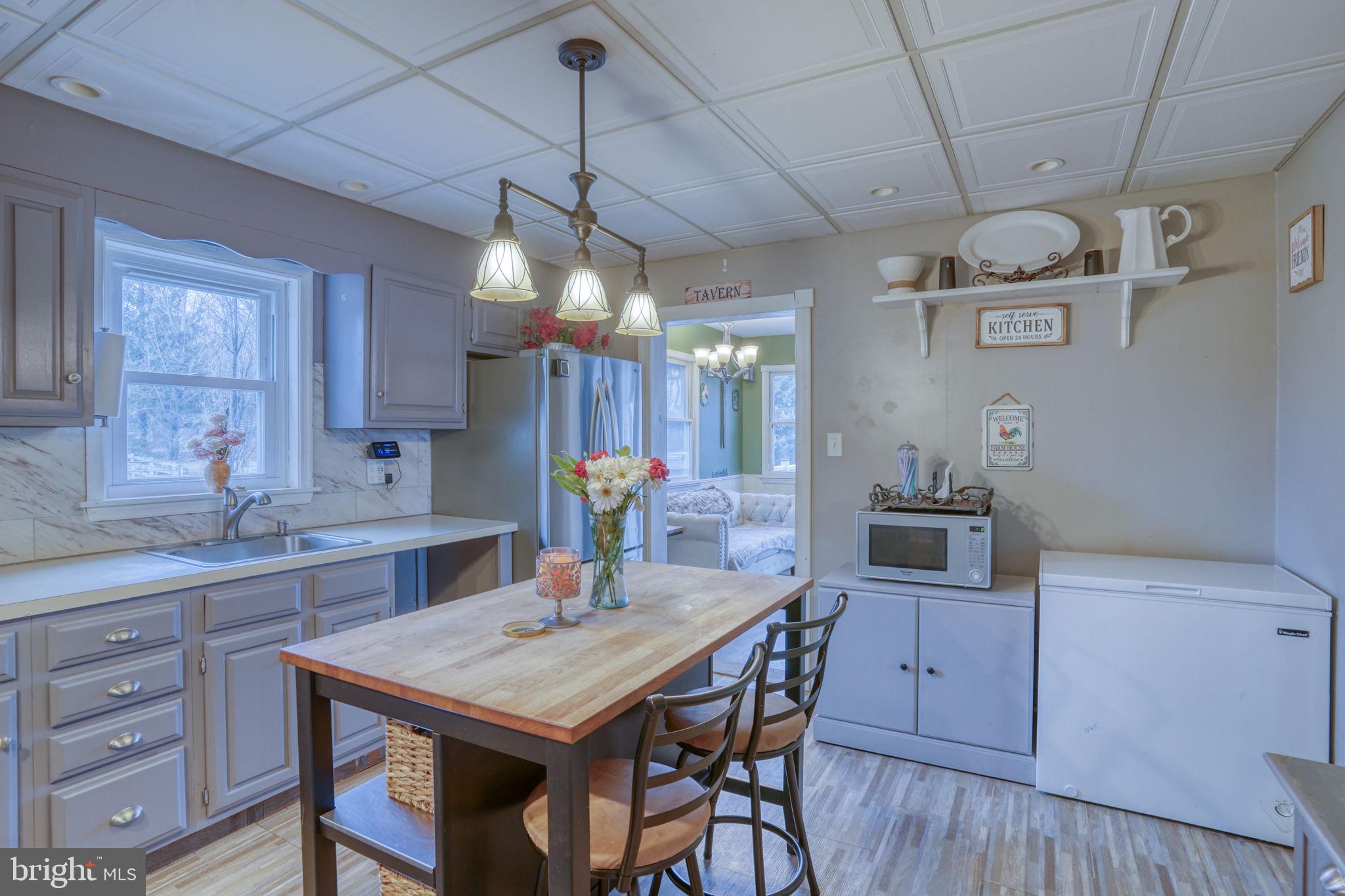 PERRYVILLE - Residential