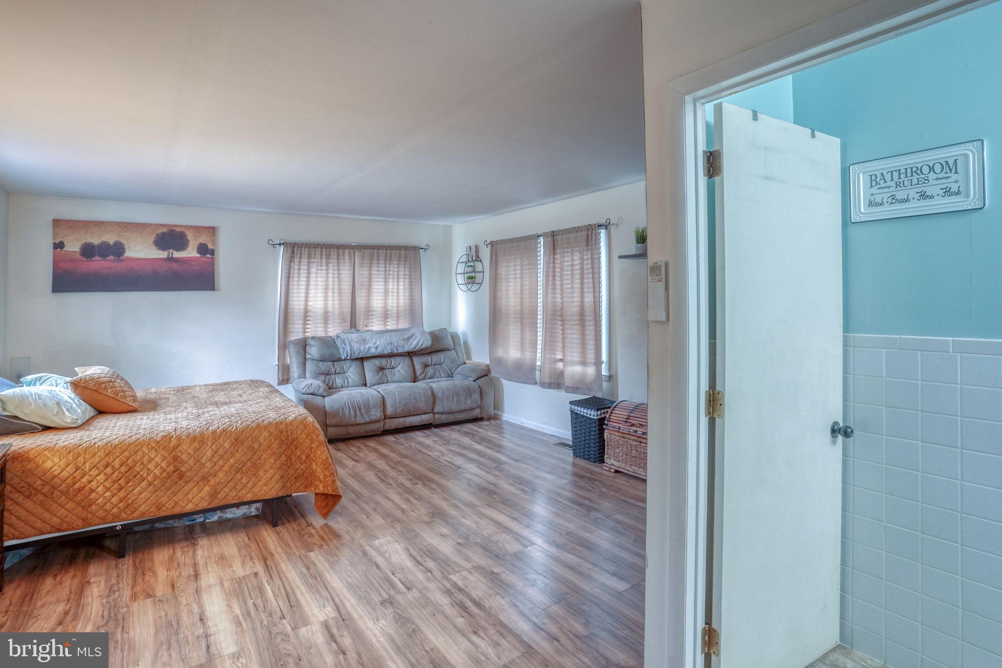 PERRYVILLE - Residential