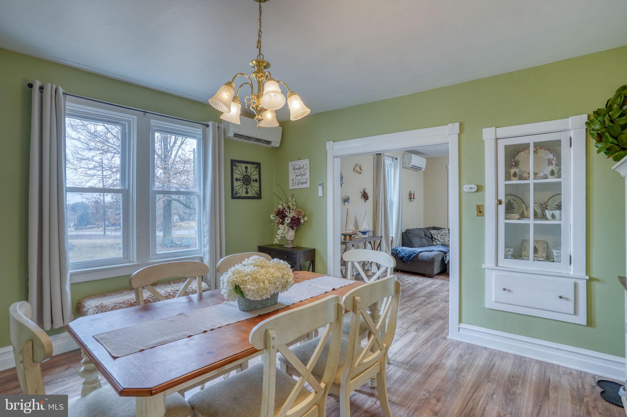 PERRYVILLE - Residential