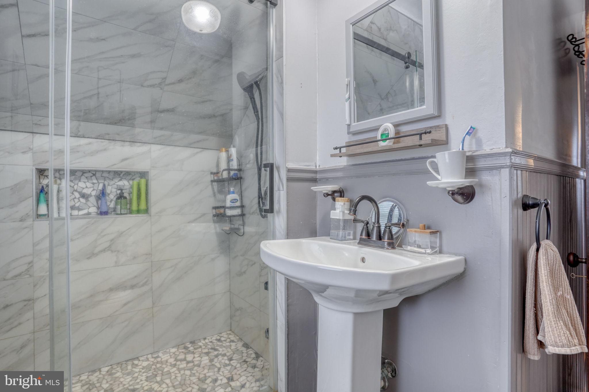 PERRYVILLE - Residential