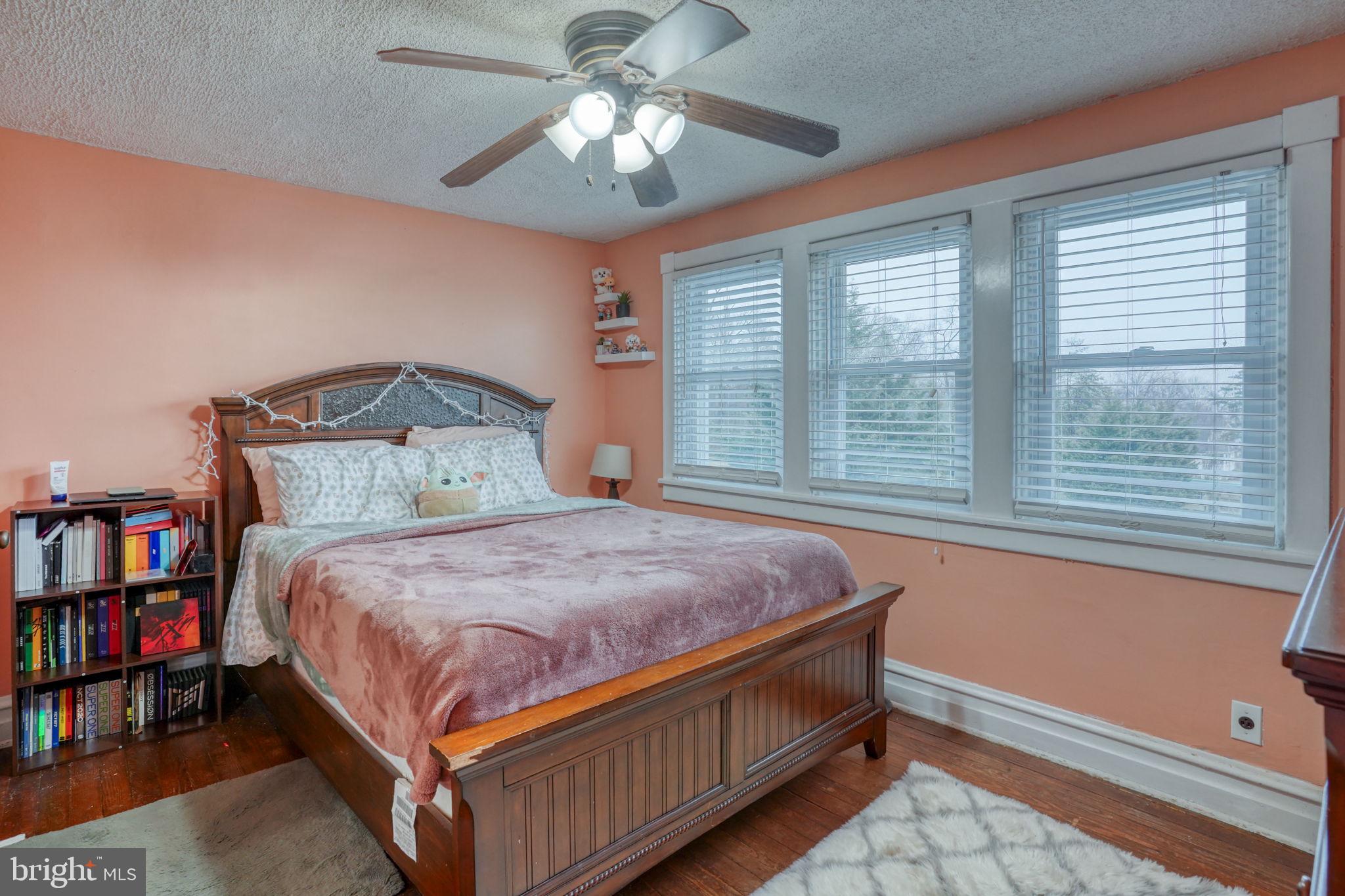 PERRYVILLE - Residential