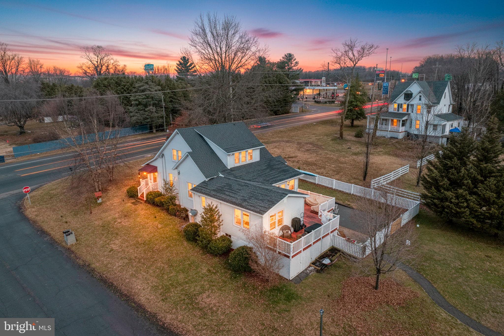 PERRYVILLE - Residential