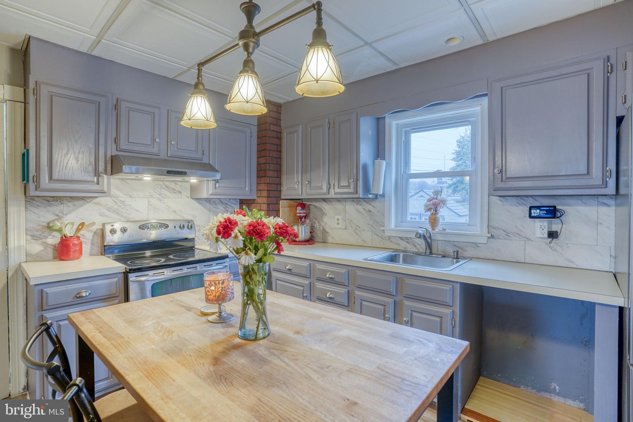 PERRYVILLE - Residential