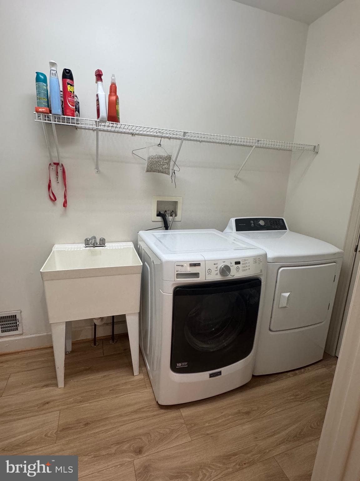 KING FARM WATKINS POND - Residential Lease