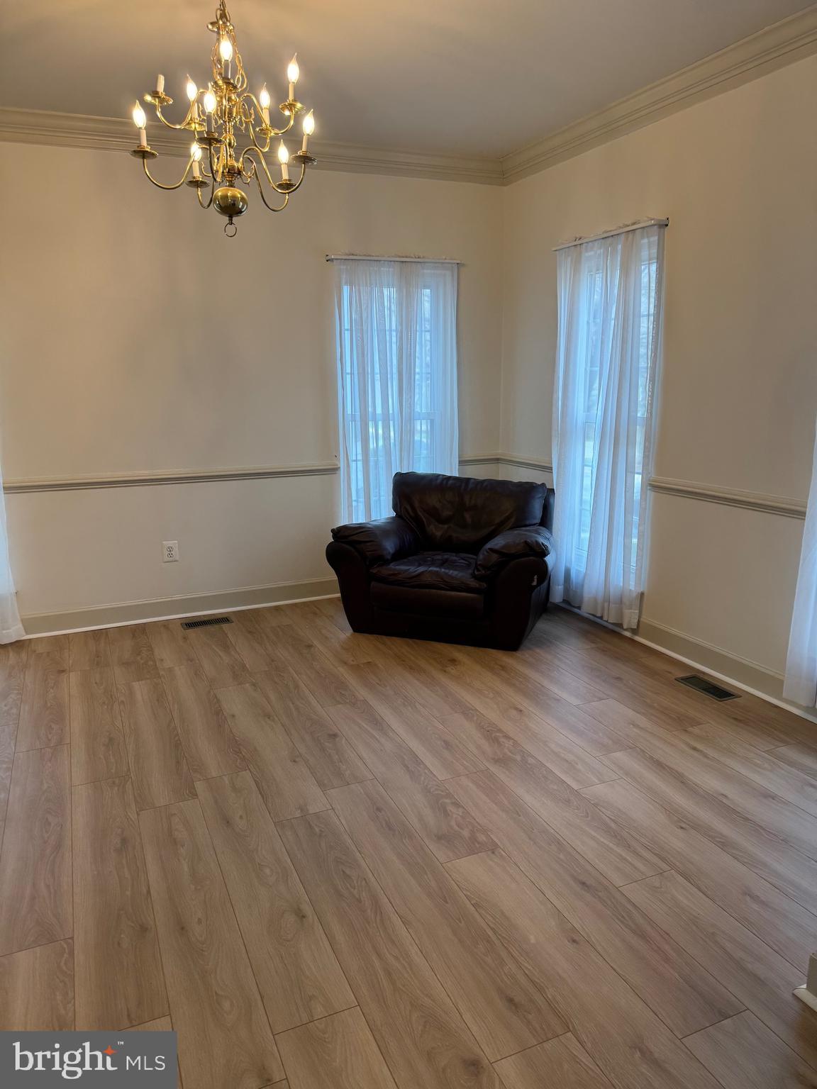 KING FARM WATKINS POND - Residential Lease