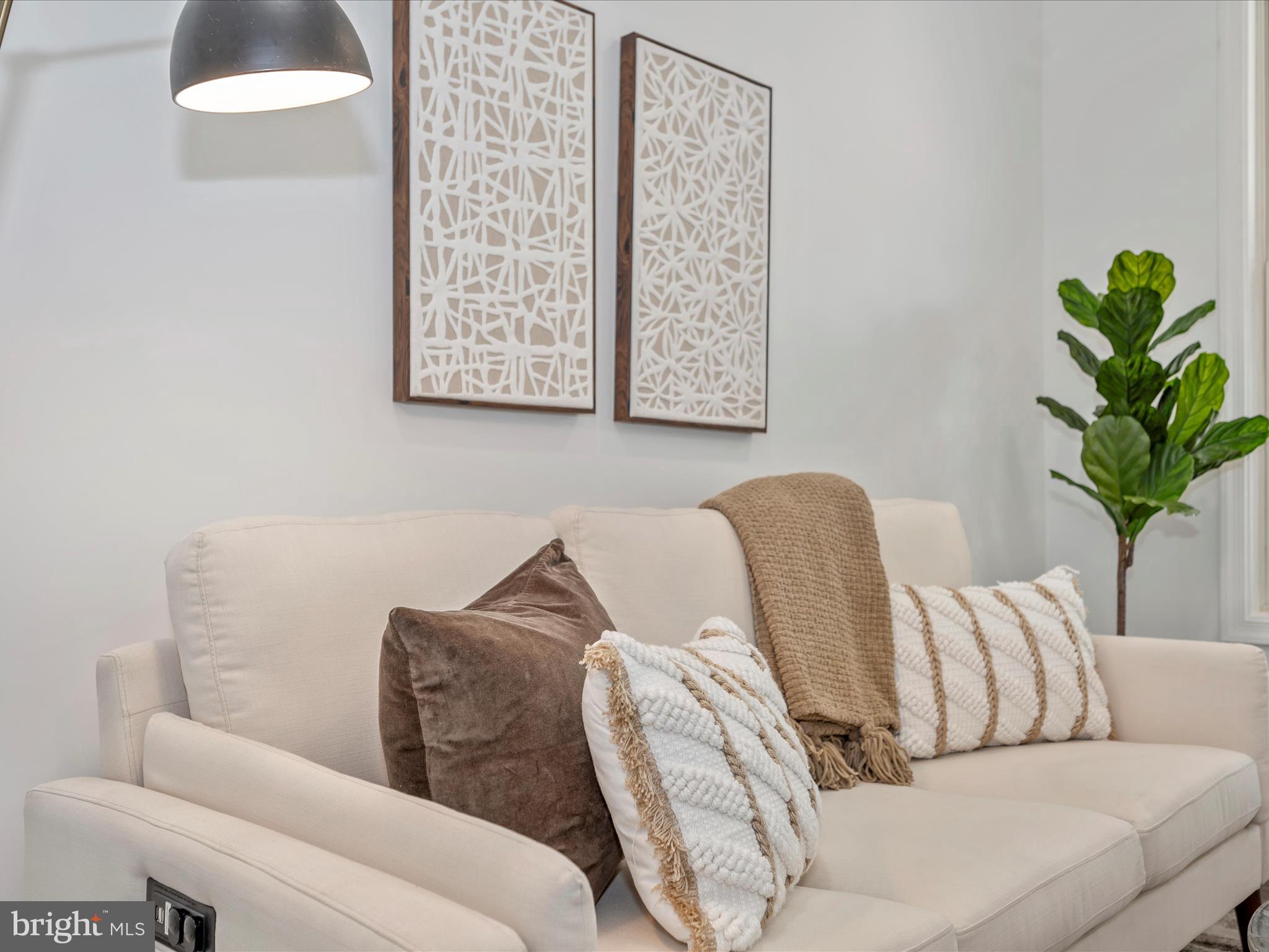 DOWNTOWN FREDERICK - Residential