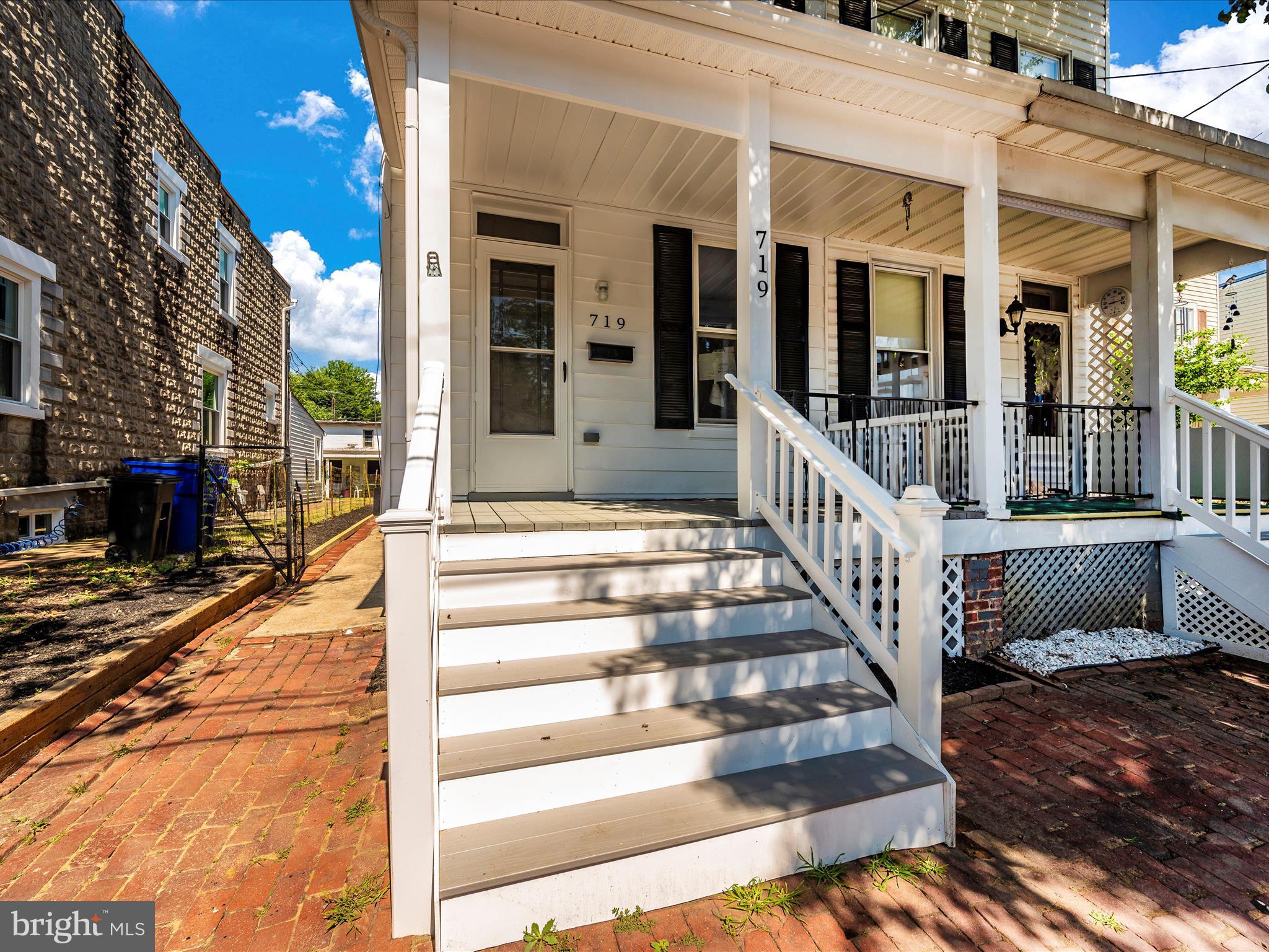 DOWNTOWN FREDERICK - Residential