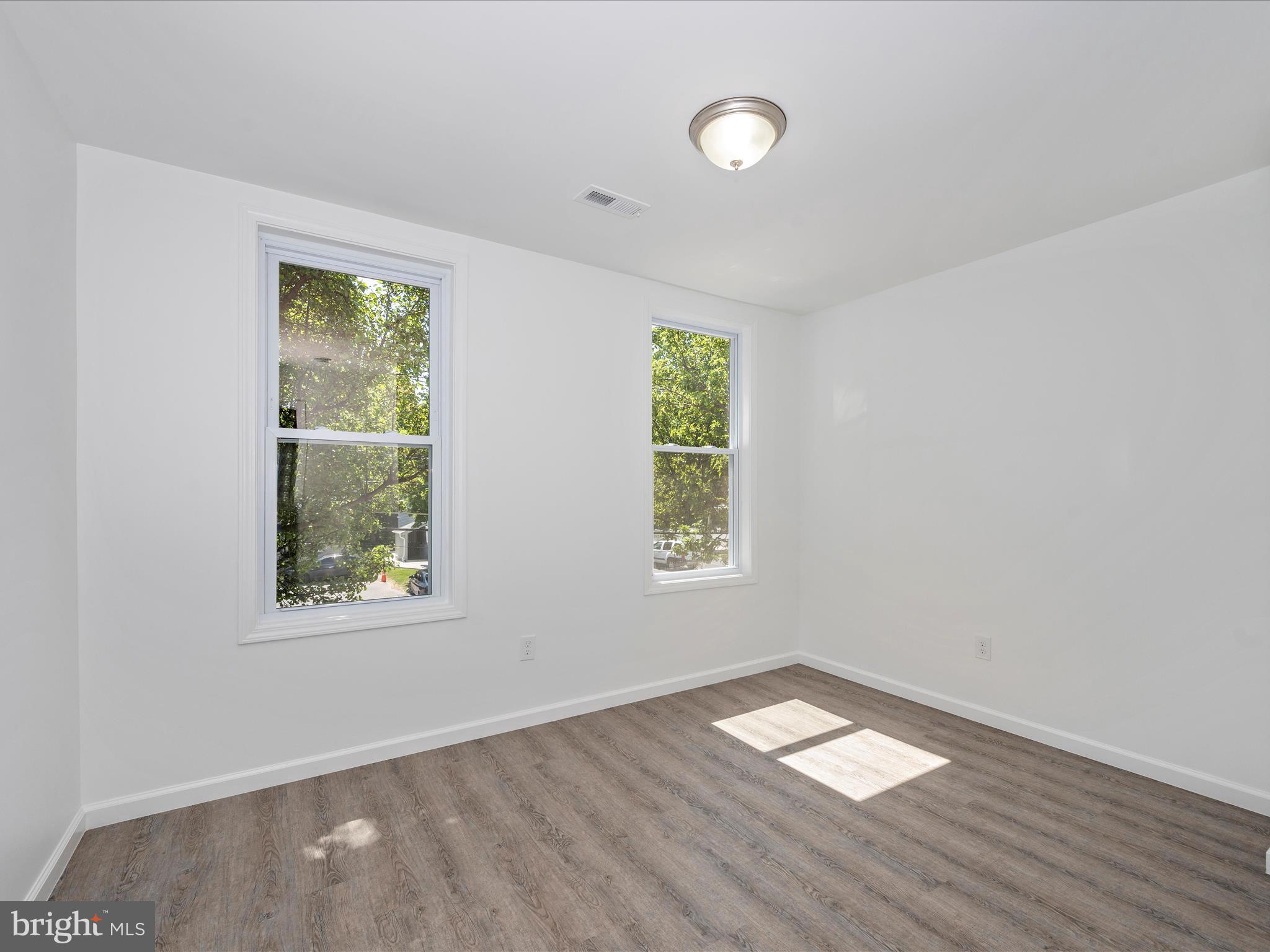 DOWNTOWN FREDERICK - Residential