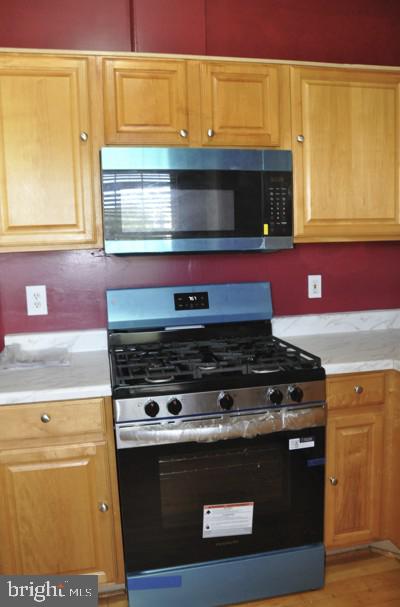 AMBER RIDGE AT MILESTONE - Residential Lease