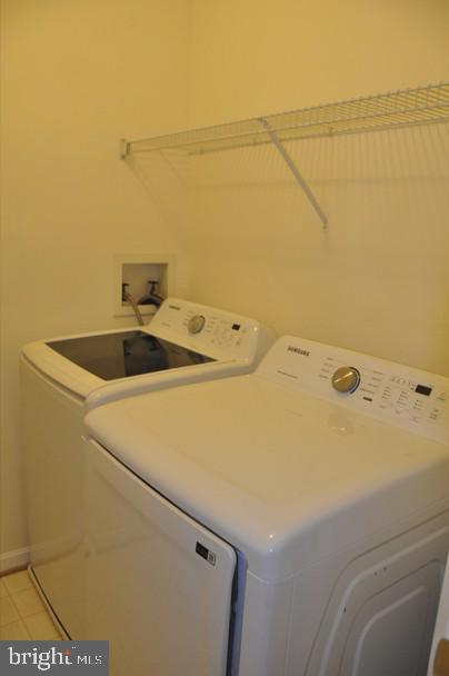 AMBER RIDGE AT MILESTONE - Residential Lease