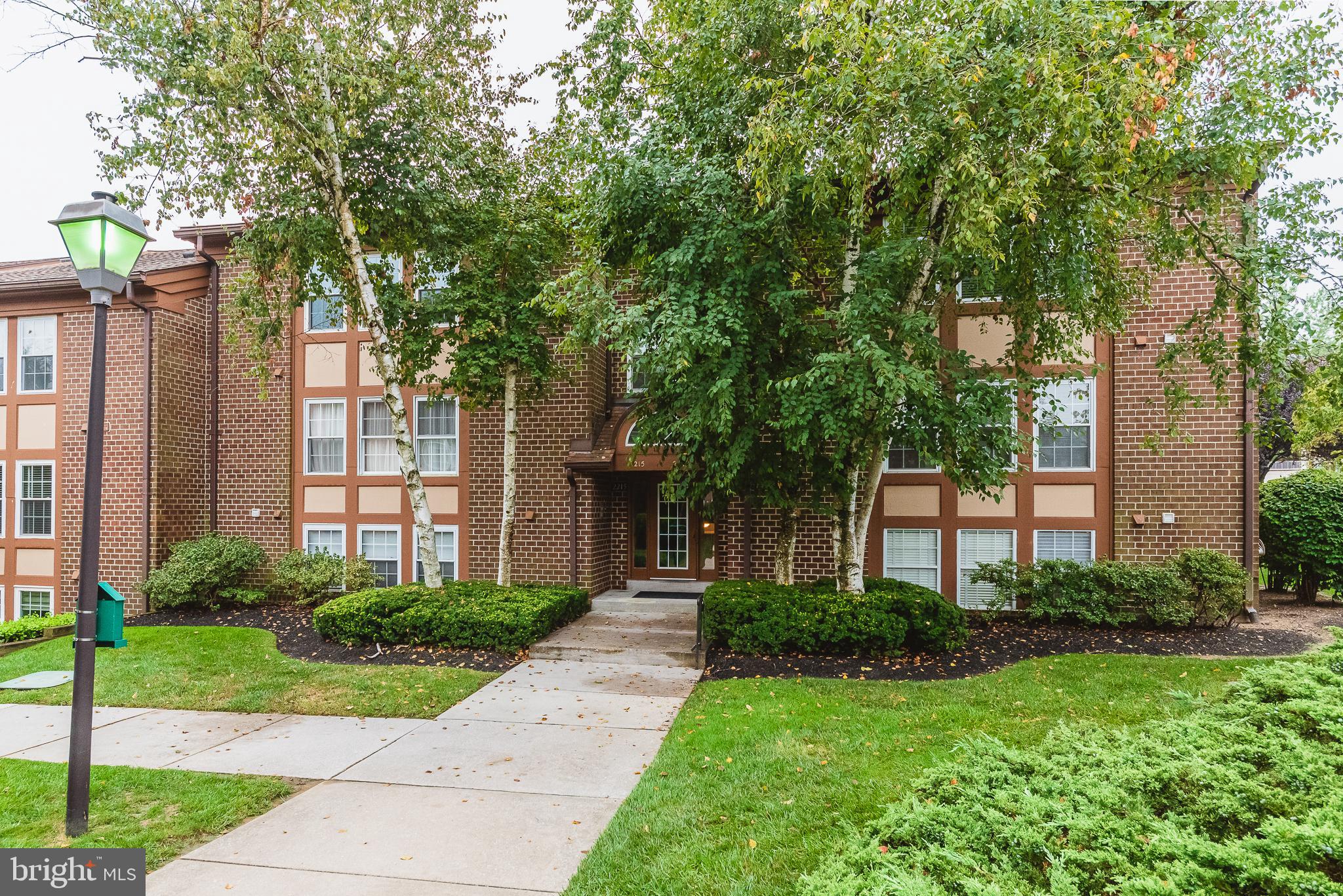 THE FALLS GARDEN - Residential