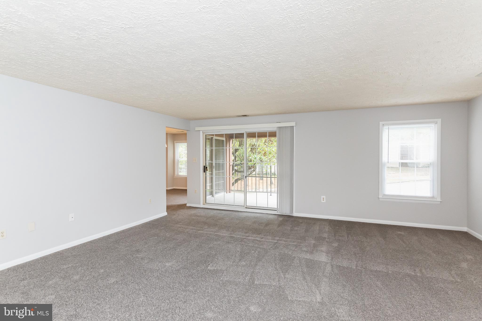 THE FALLS GARDEN - Residential