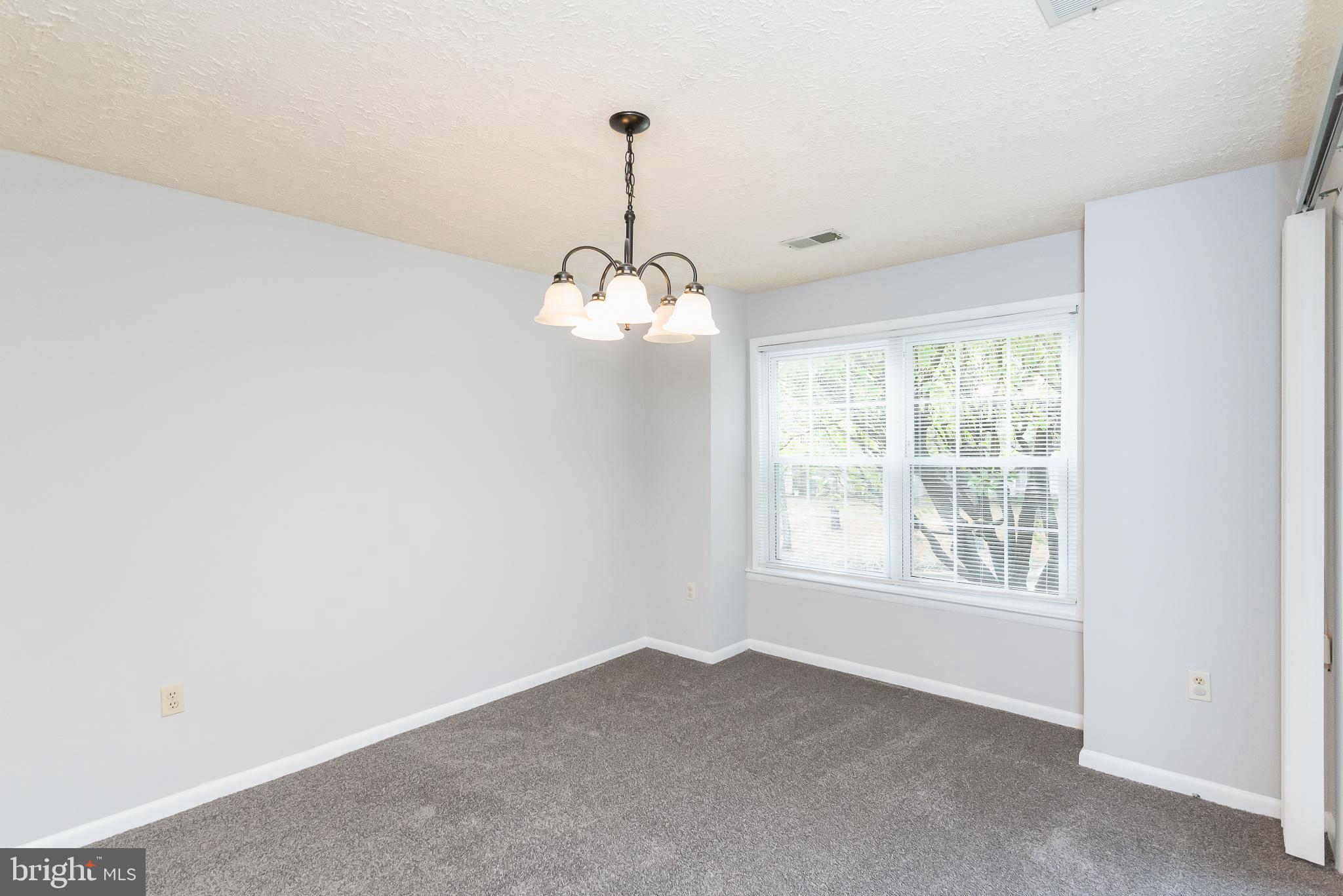 THE FALLS GARDEN - Residential