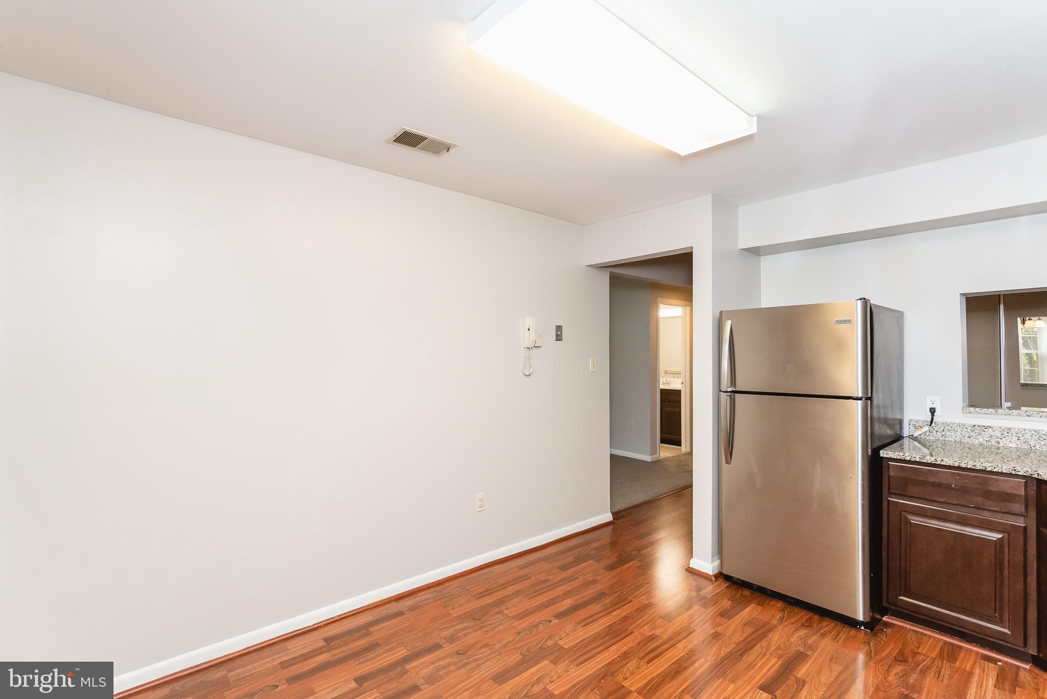 THE FALLS GARDEN - Residential