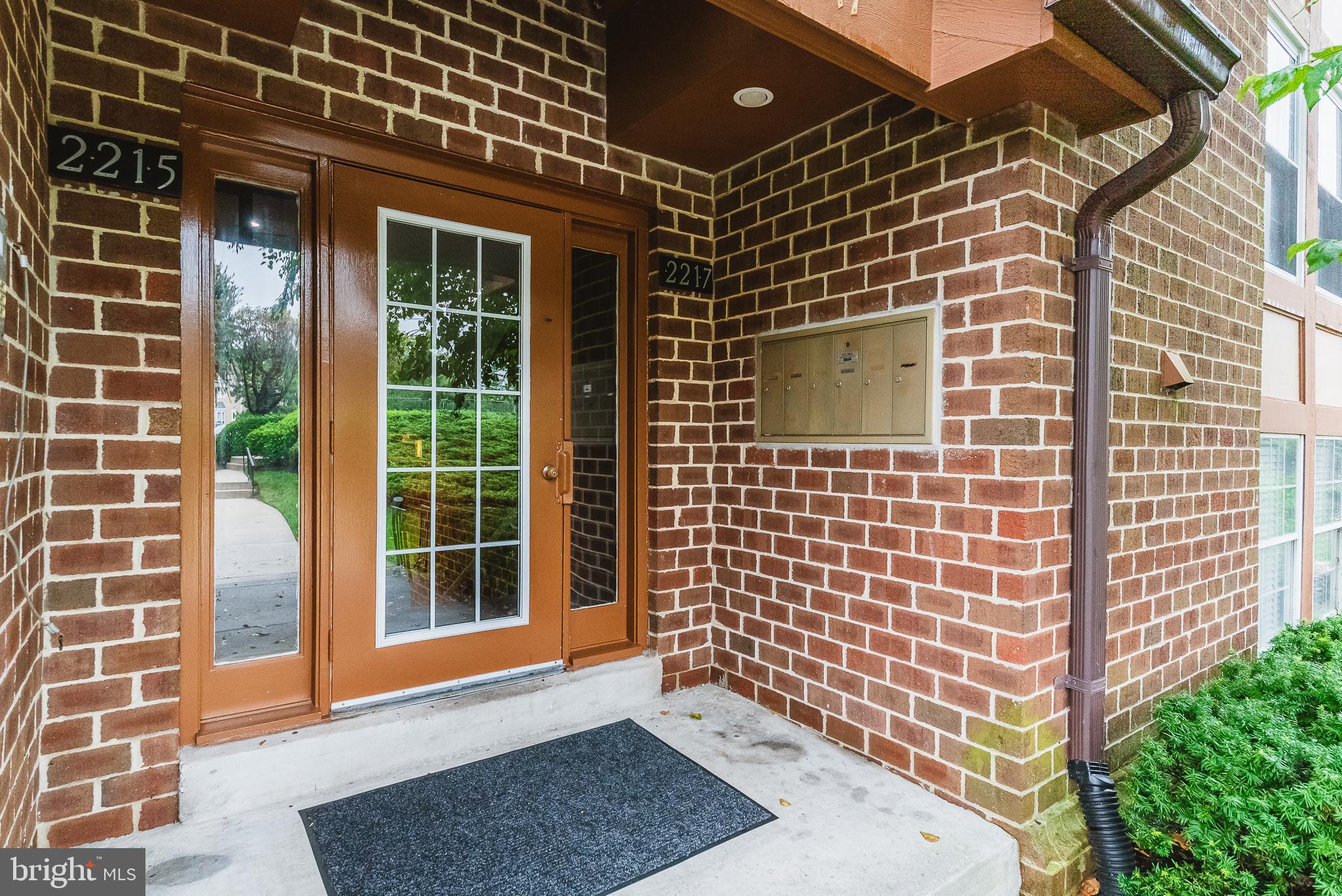 THE FALLS GARDEN - Residential