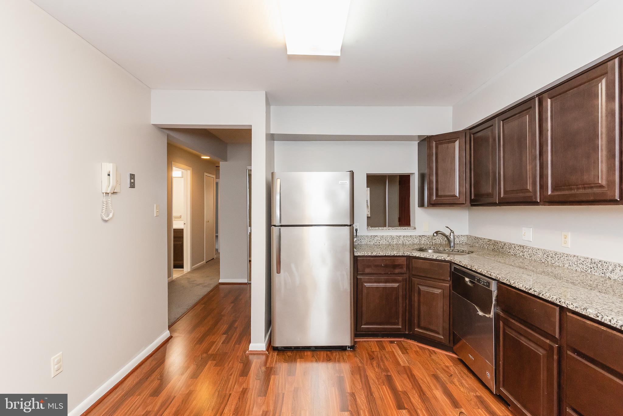 THE FALLS GARDEN - Residential