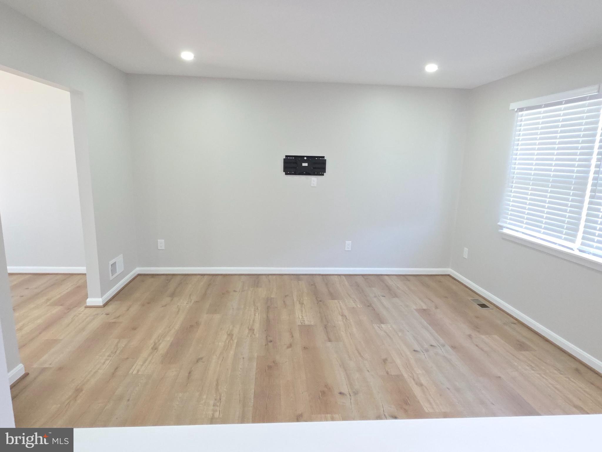 OPEQUON MEADOWS - Residential Lease