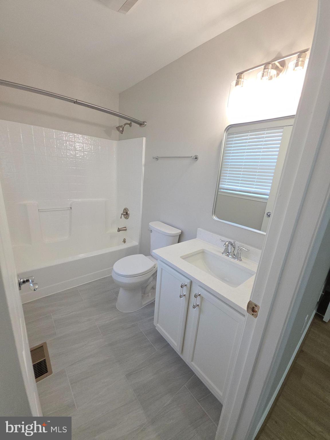 OPEQUON MEADOWS - Residential Lease