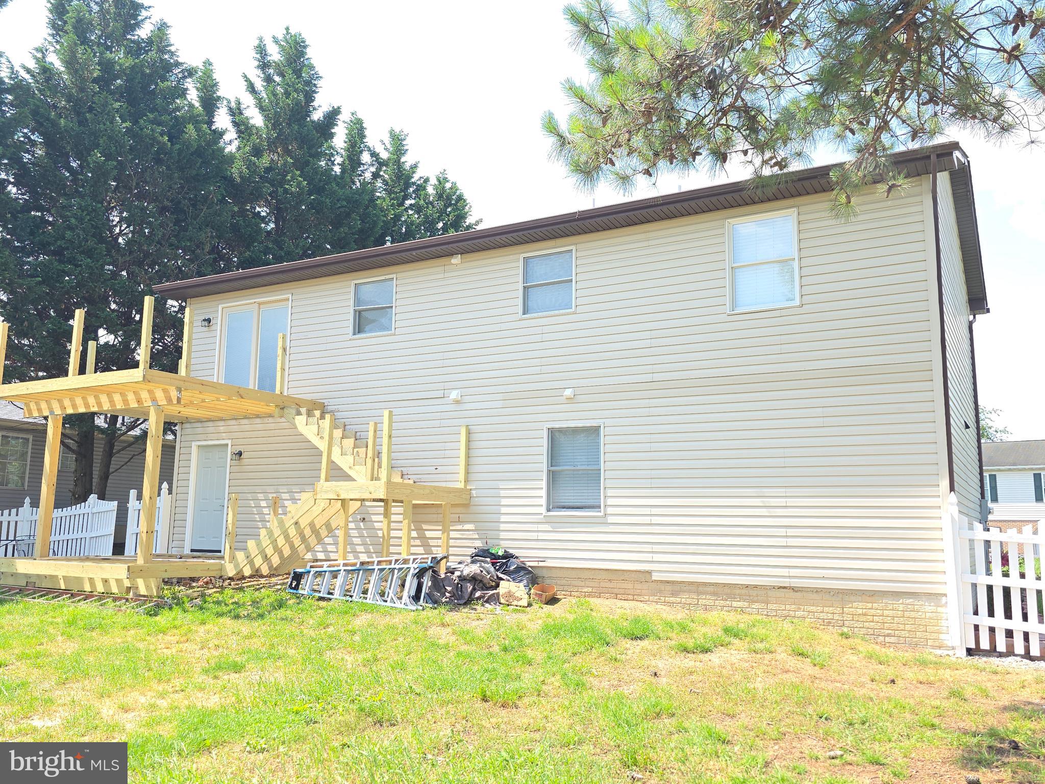 OPEQUON MEADOWS - Residential Lease