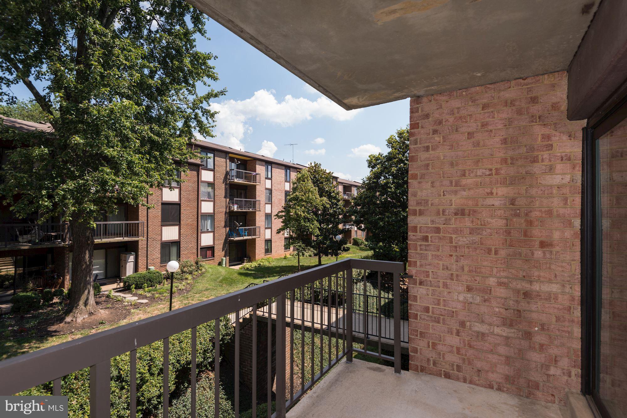 HAWTHORNE VILLAGE - Residential