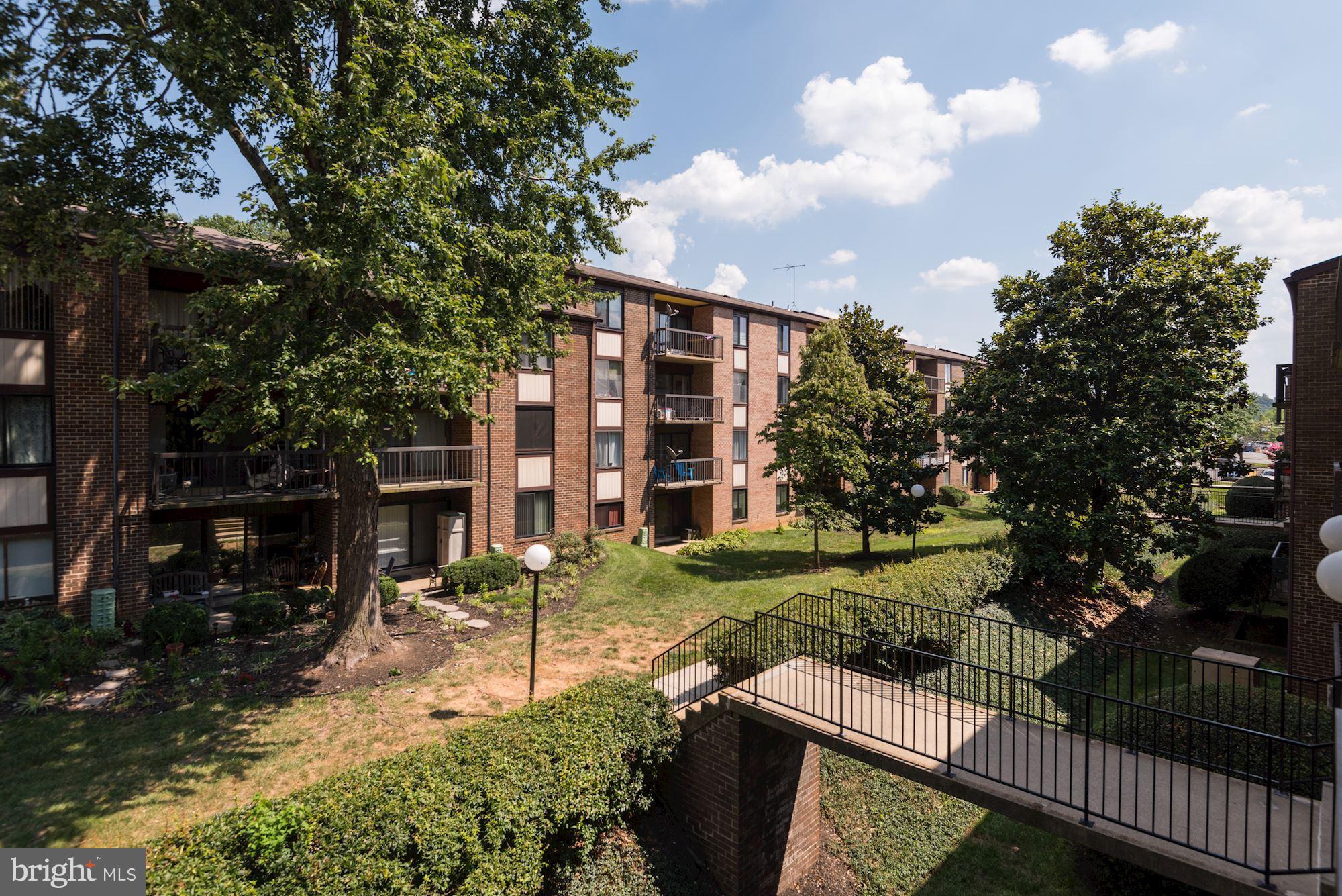 HAWTHORNE VILLAGE - Residential