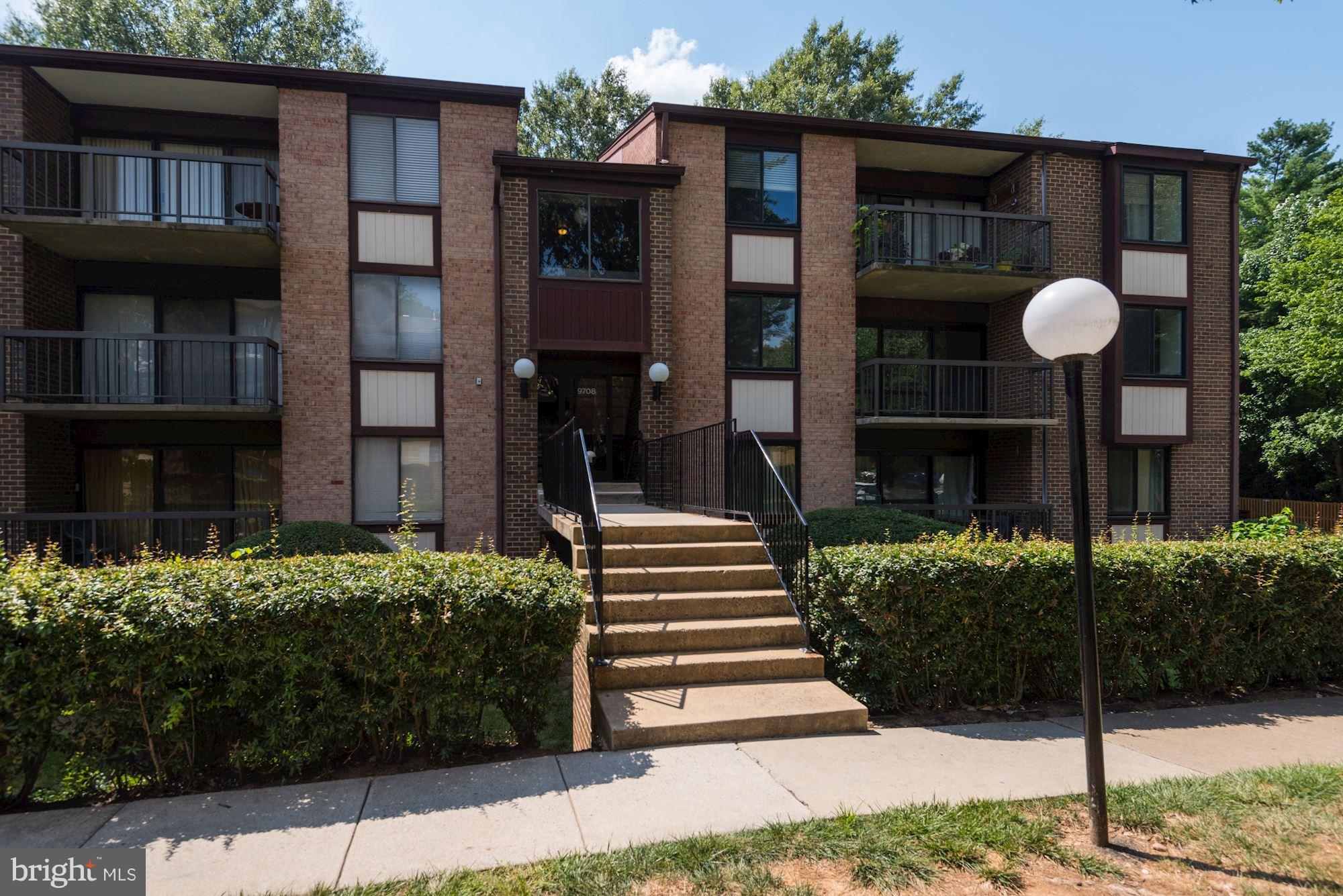 HAWTHORNE VILLAGE - Residential