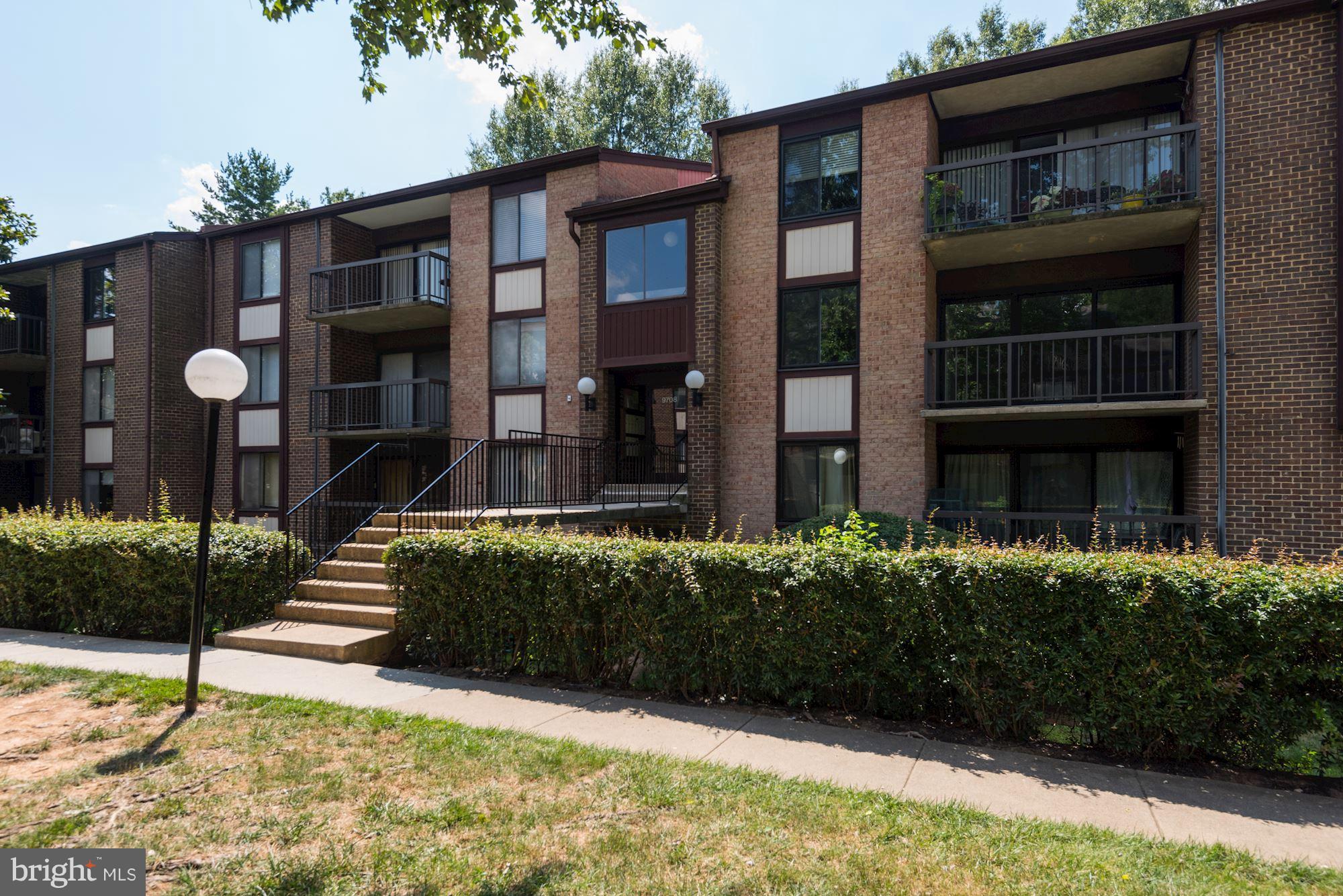 HAWTHORNE VILLAGE - Residential