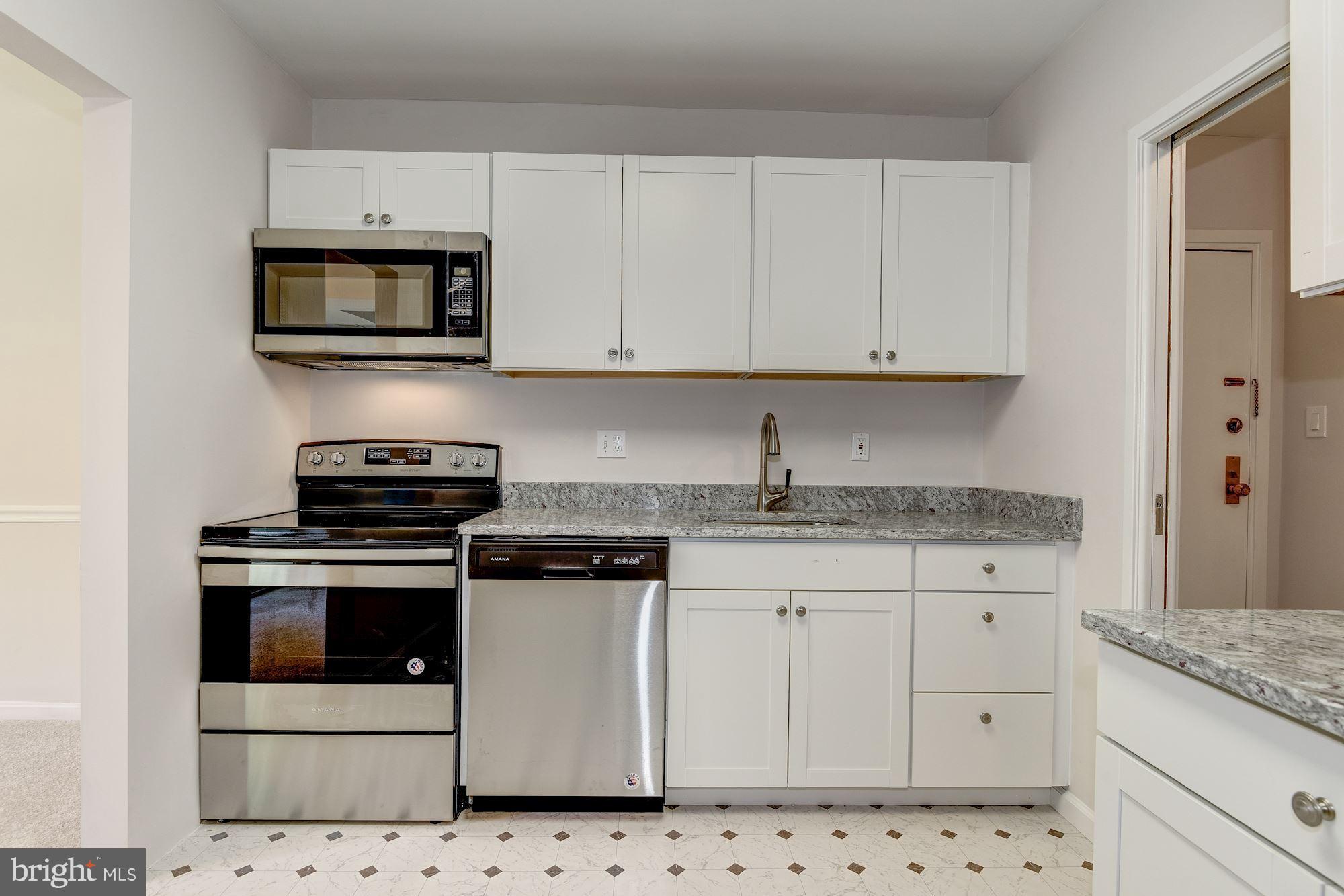 HAWTHORNE VILLAGE - Residential