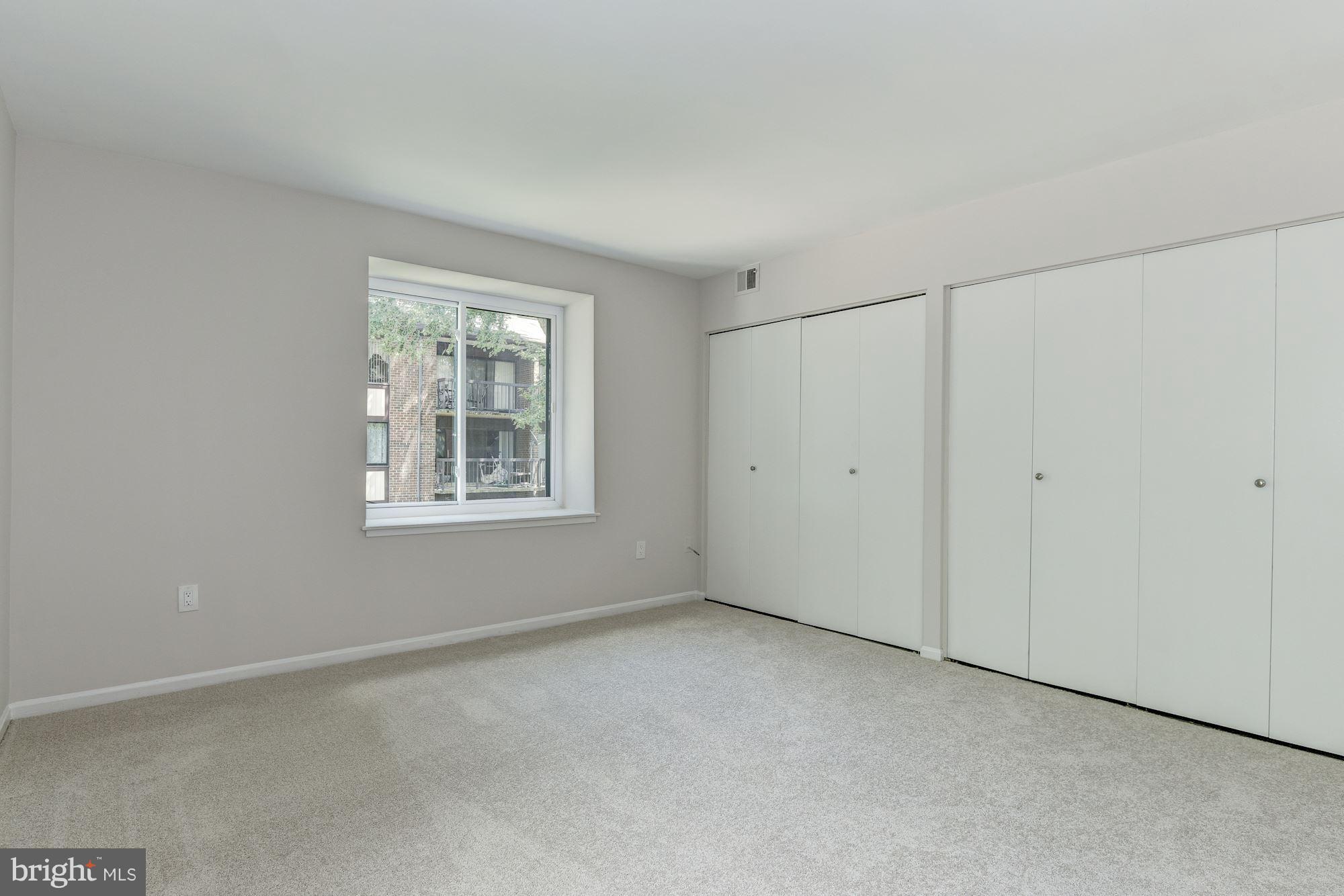 HAWTHORNE VILLAGE - Residential