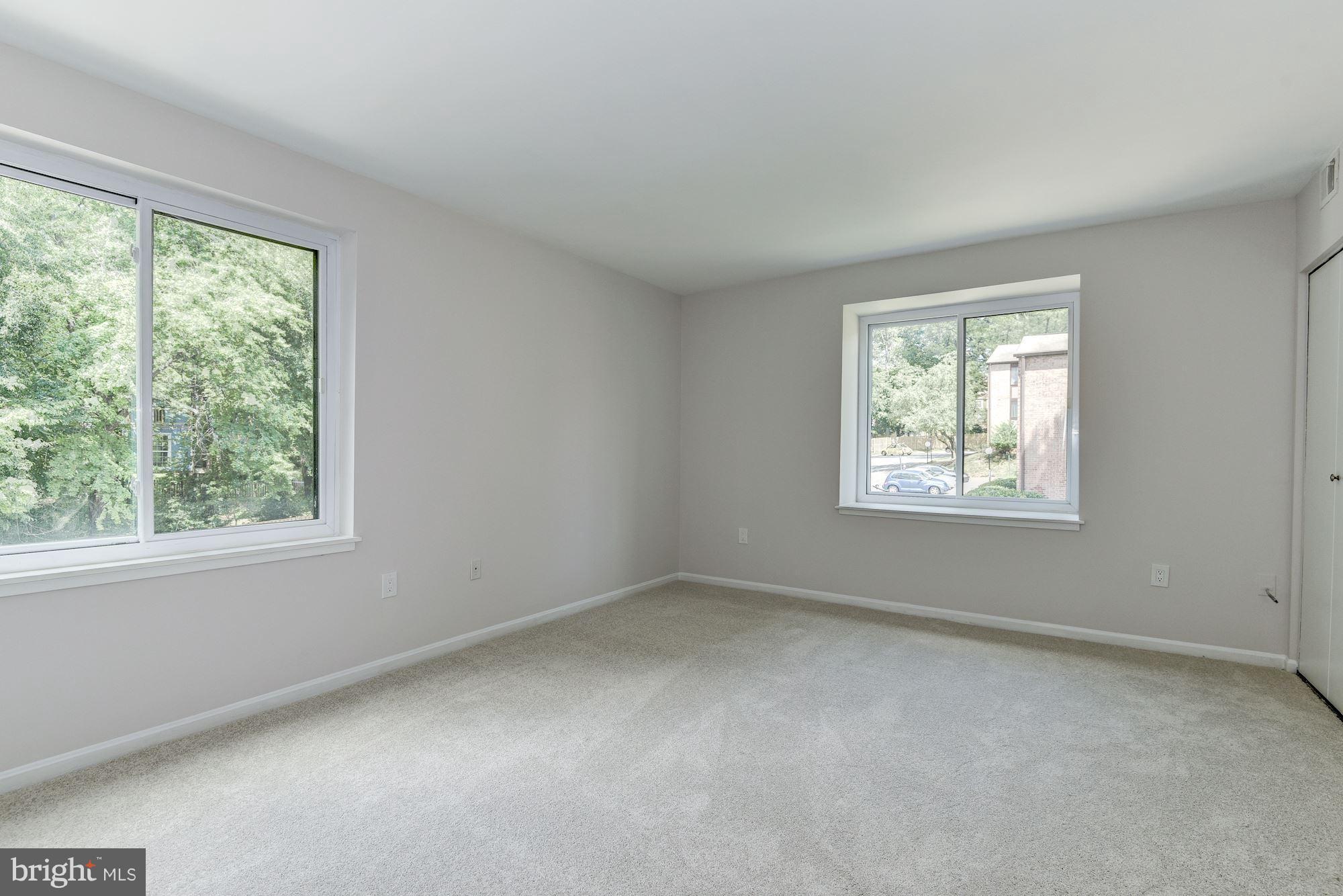 HAWTHORNE VILLAGE - Residential