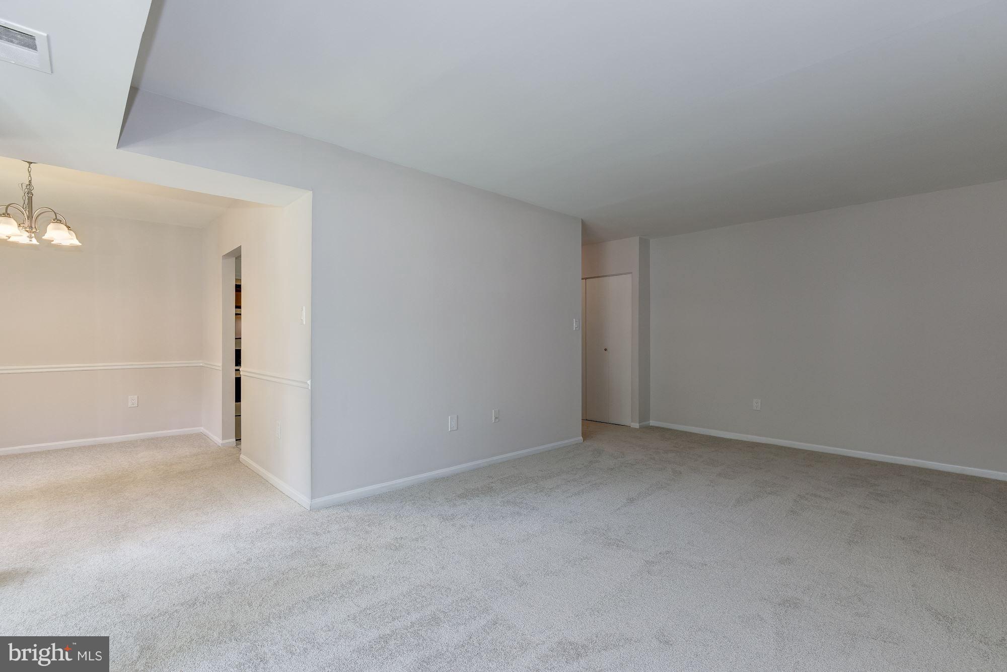 HAWTHORNE VILLAGE - Residential