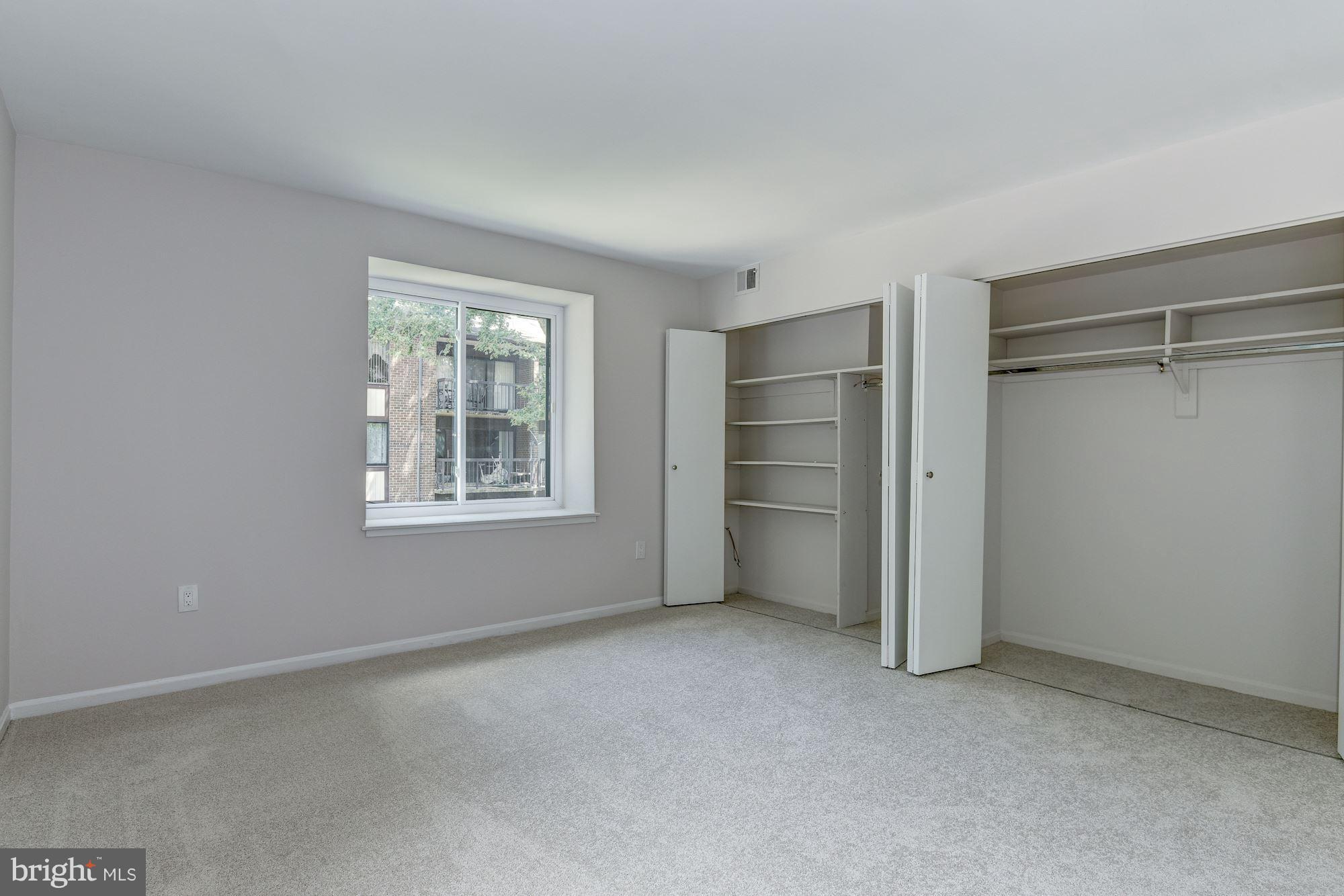 HAWTHORNE VILLAGE - Residential