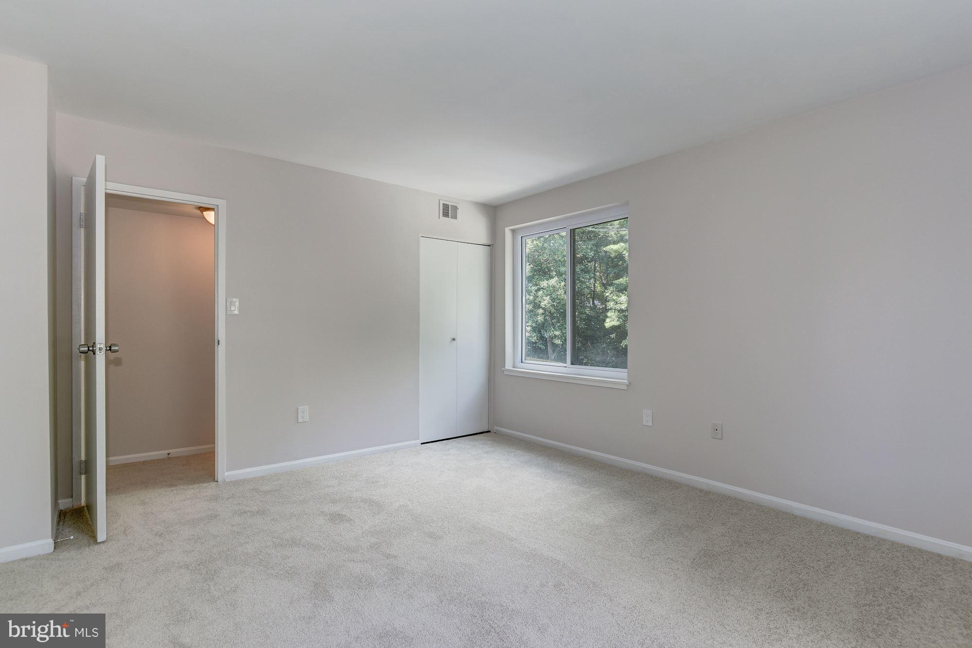 HAWTHORNE VILLAGE - Residential